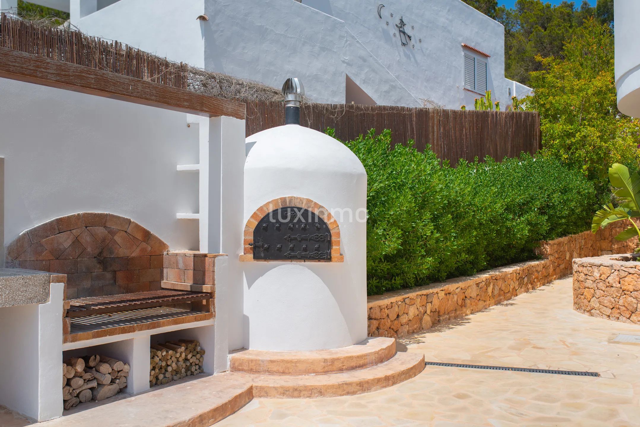 Luxurious 5-bedroom Ibiza style villa in Cap Martinet with sea views — photo 7