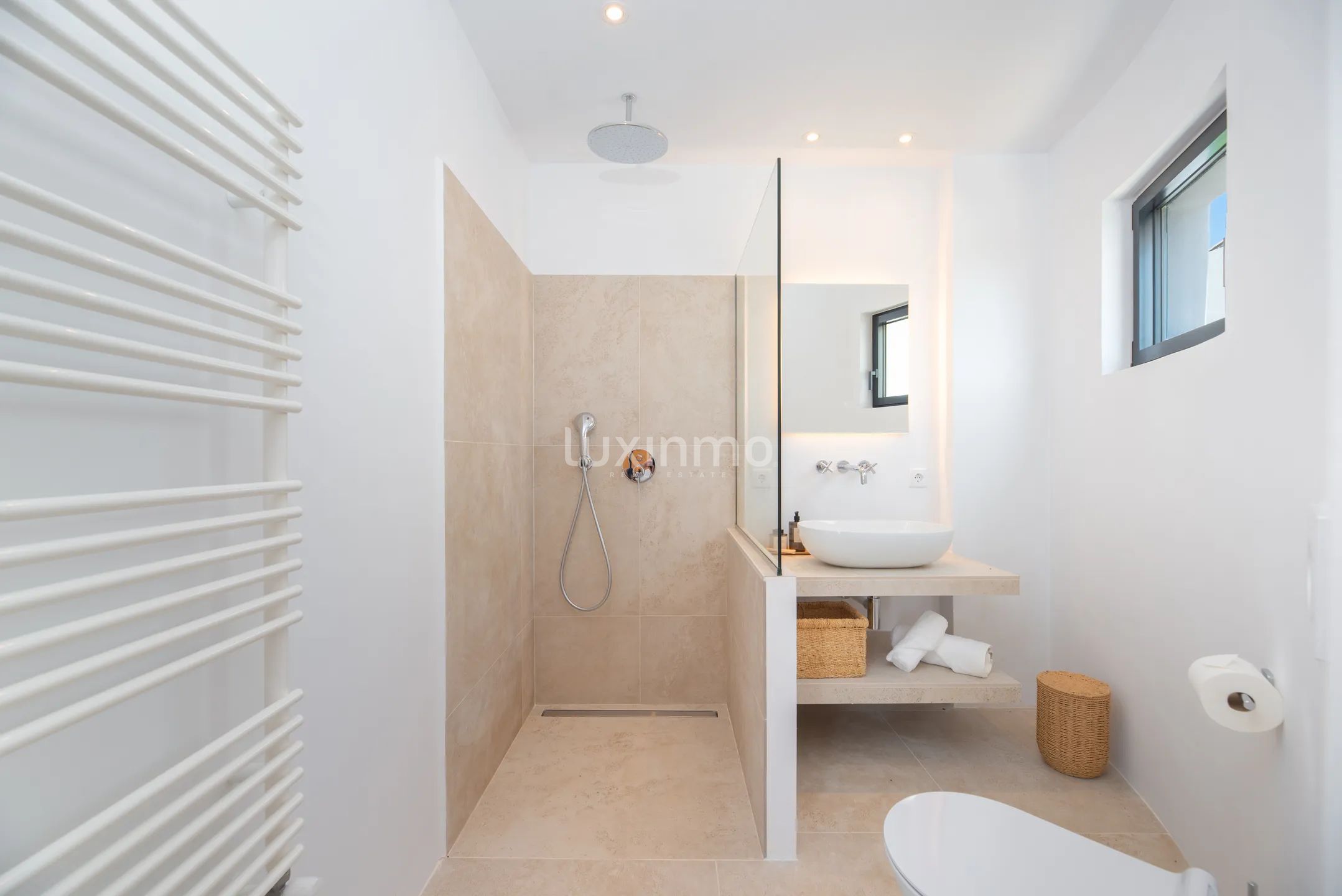 Luxurious 5-bedroom Ibiza style villa in Cap Martinet with sea views — photo 20