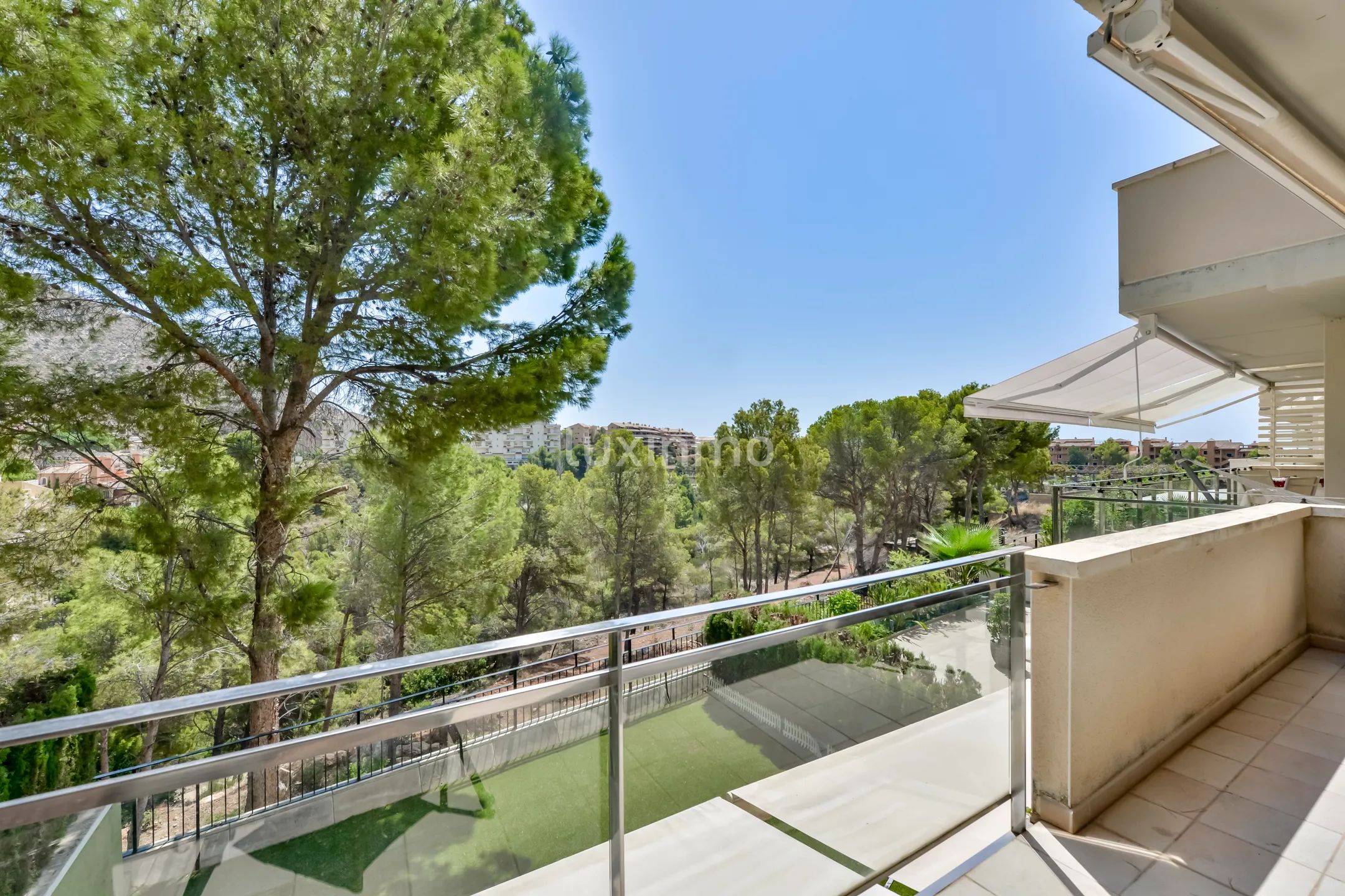 Wohnung mit Blick auf den Canyon Mascarat — photo 1