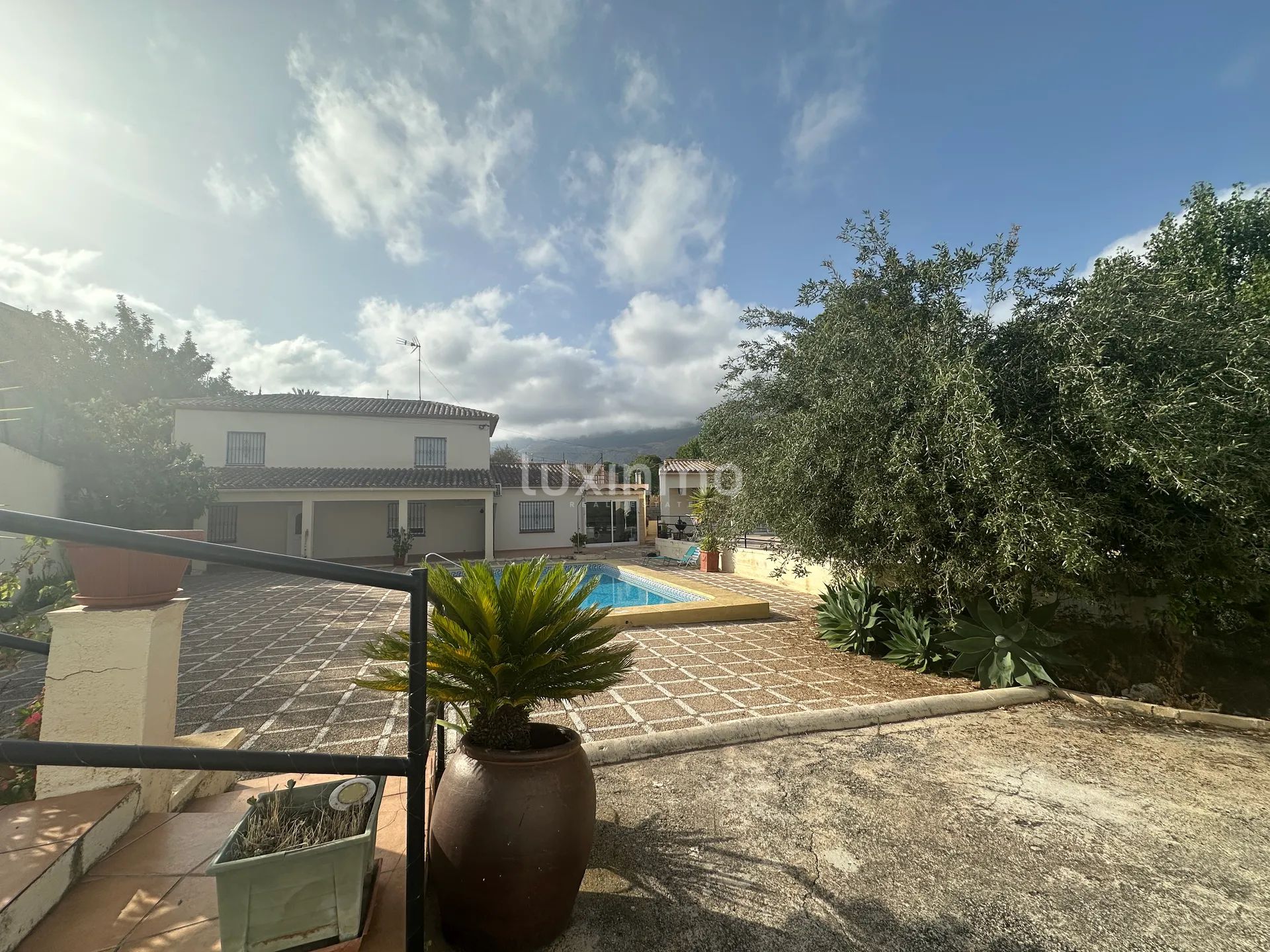 Casa con piscina en alquiler en Altea — photo 23