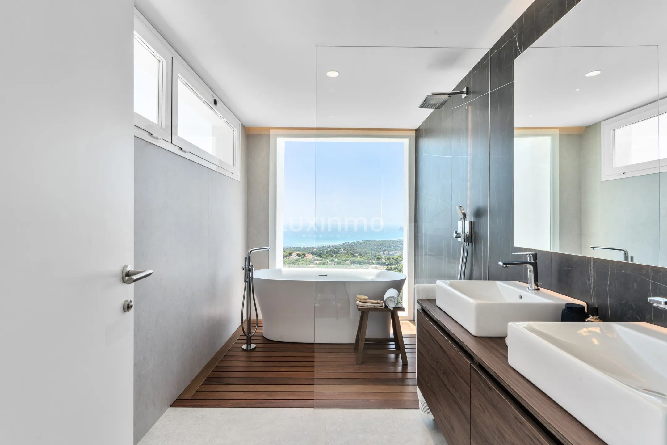 Luxury villa with Mediterranean spirit in Altea — photo 16