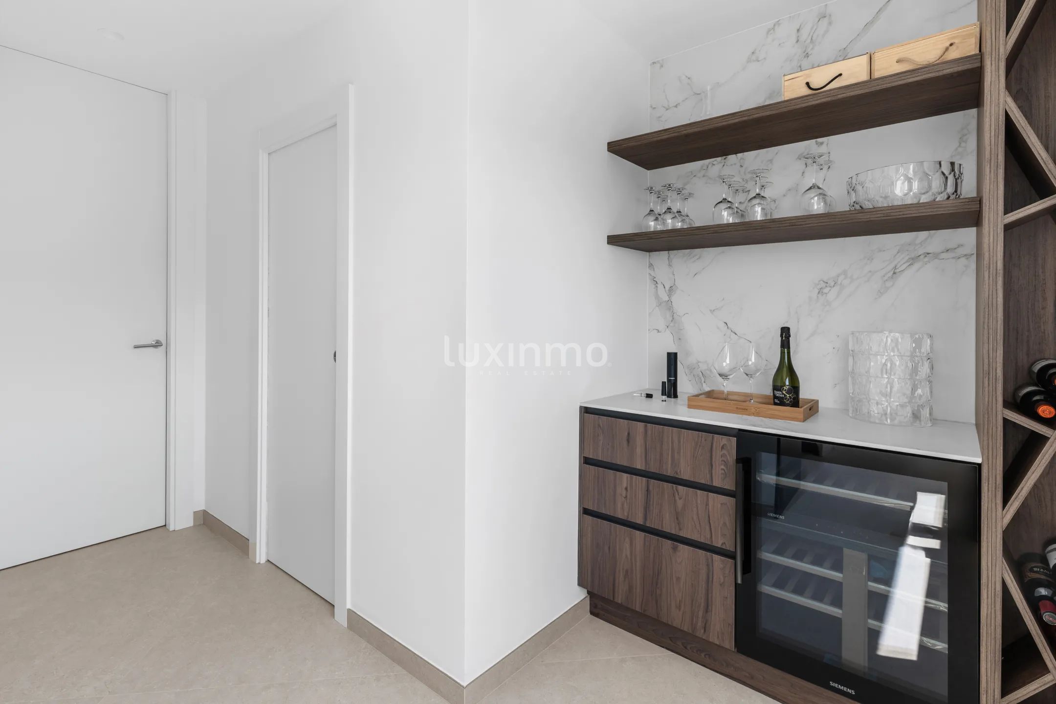 Luxury villa with Mediterranean spirit in Altea — photo 11