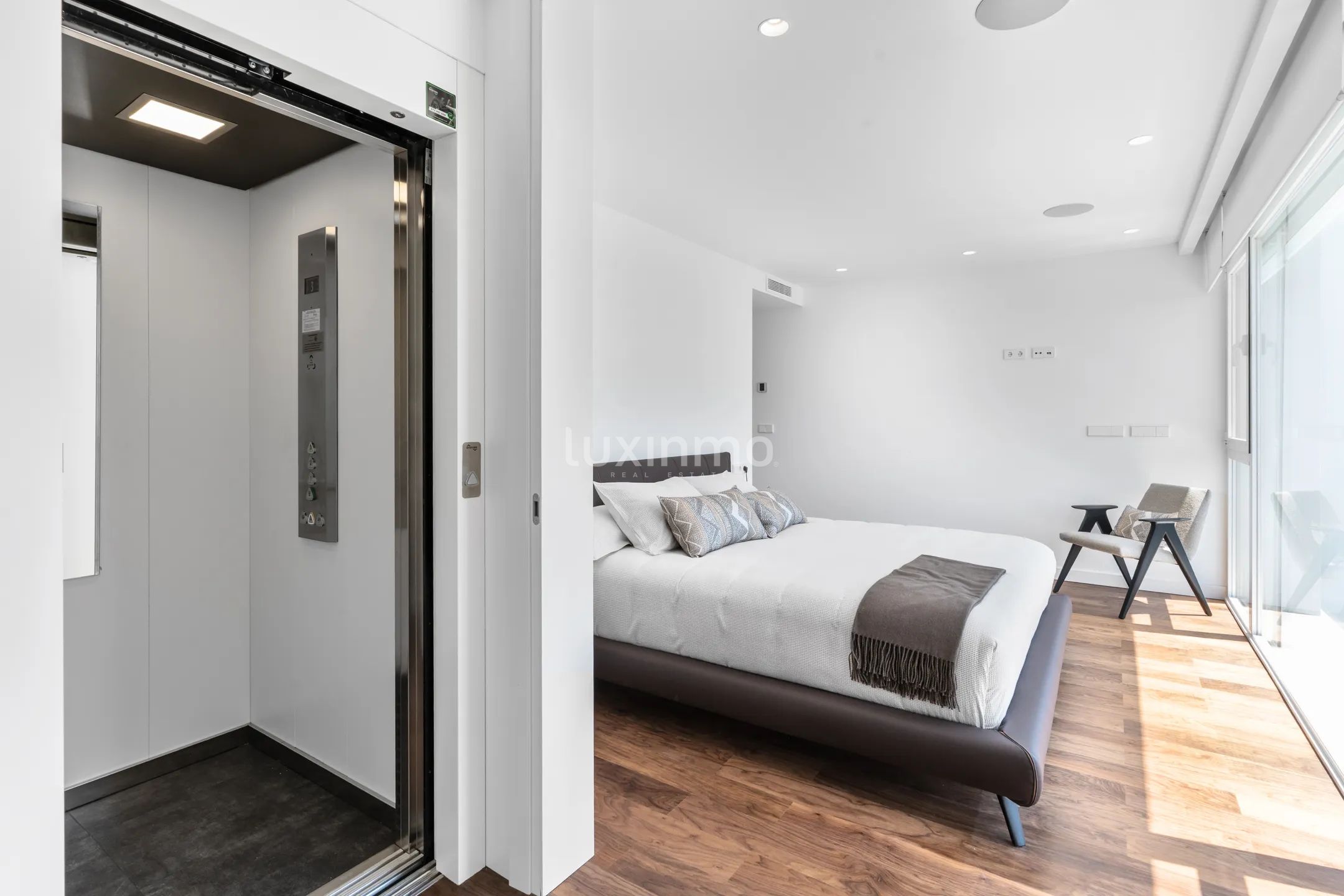 Luxury villa with Mediterranean spirit in Altea — photo 14