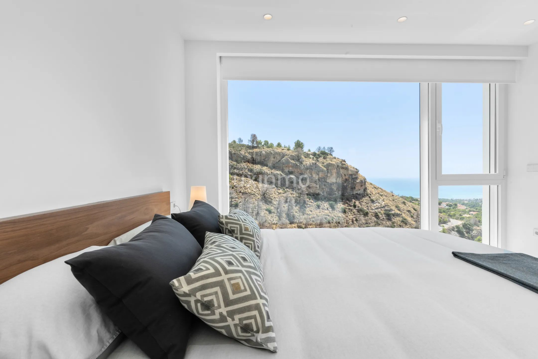 Luxury villa with Mediterranean spirit in Altea — photo 26