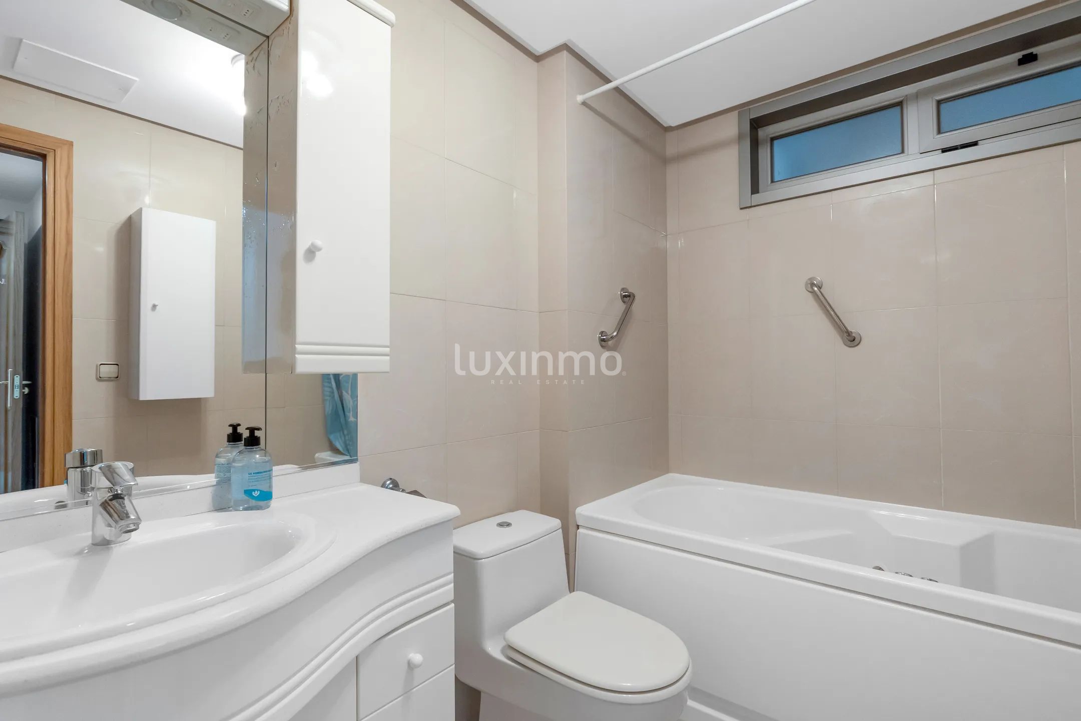 Stunning flat with sea views — photo 8