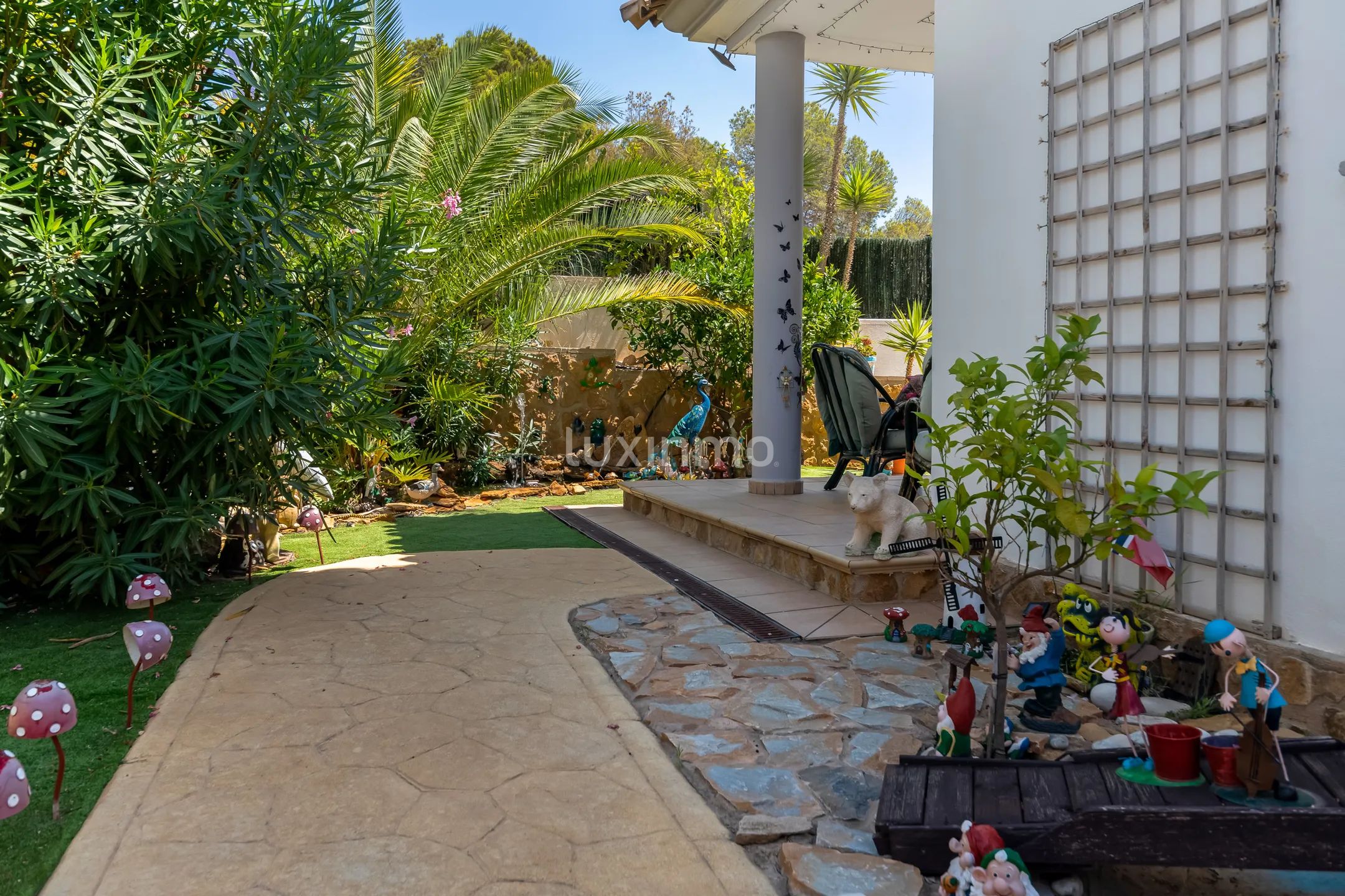 Mediterranean Style Detached House with Private Pool in Sierra Cortina — photo 34