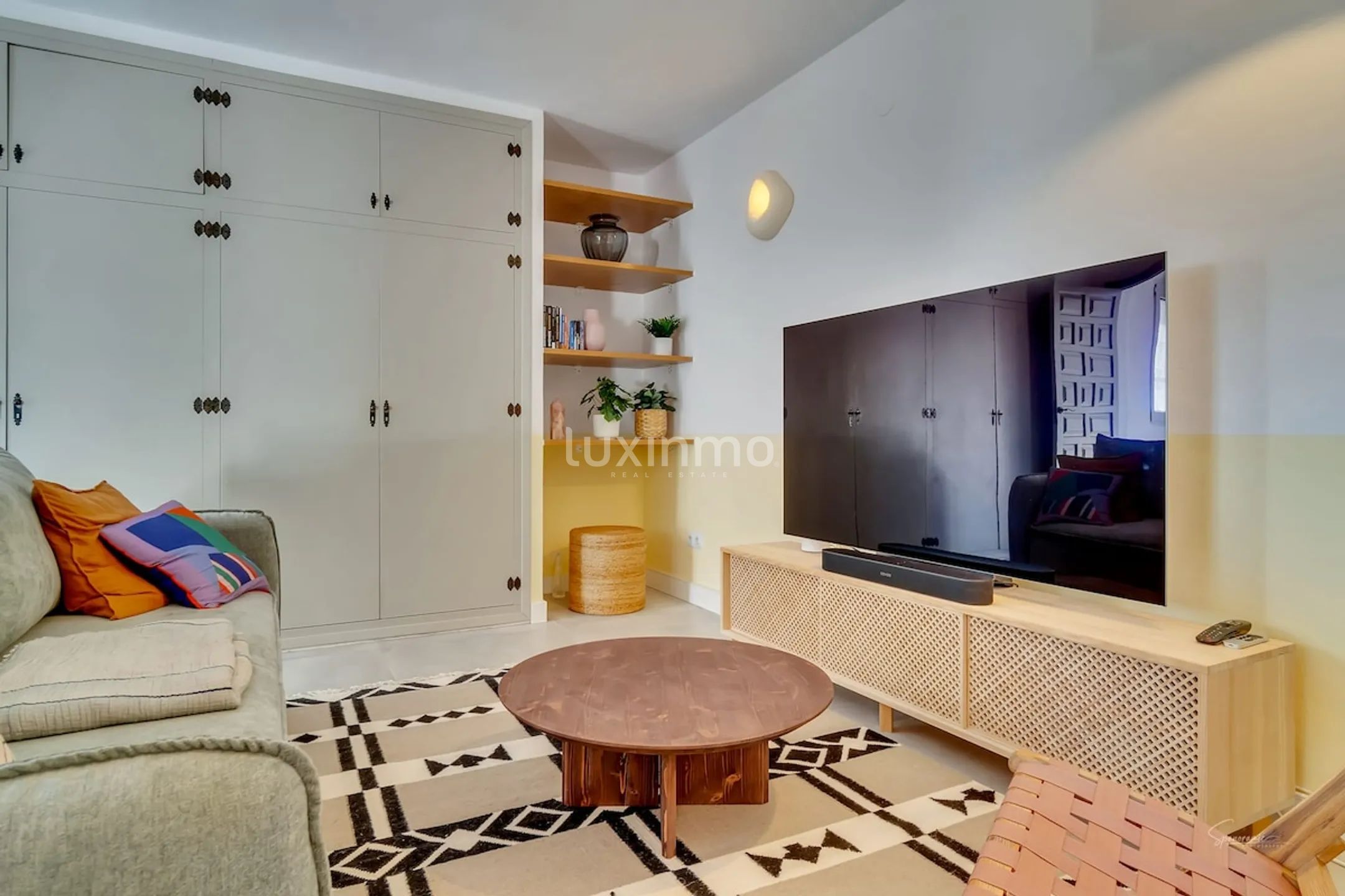 Villa for sale with panoramic views in Altea La Vella — photo 8