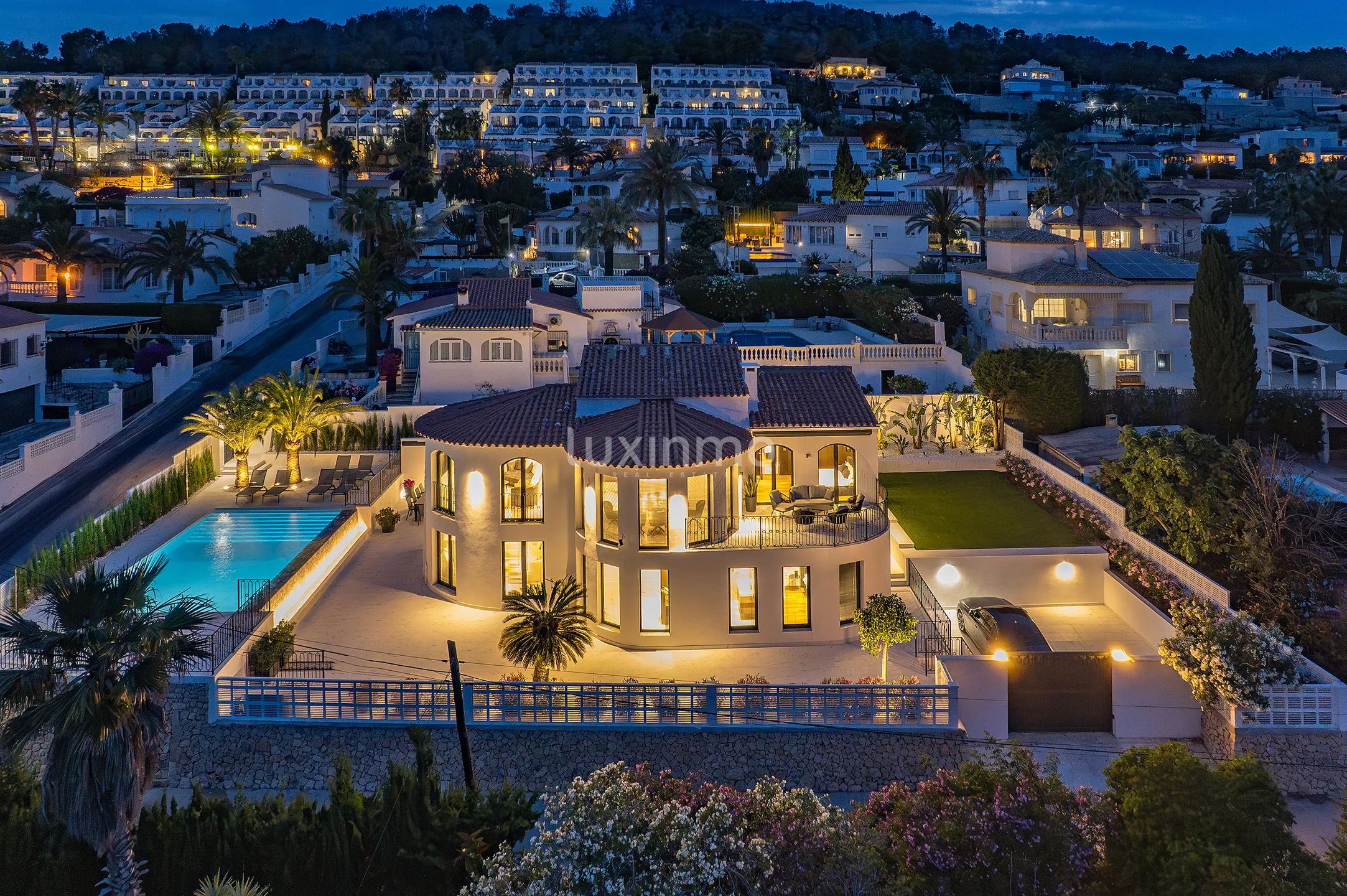 Impresionante chalet de 5 dormitorios con piscina privada y vistas a la montaña en Calpe — photo 6