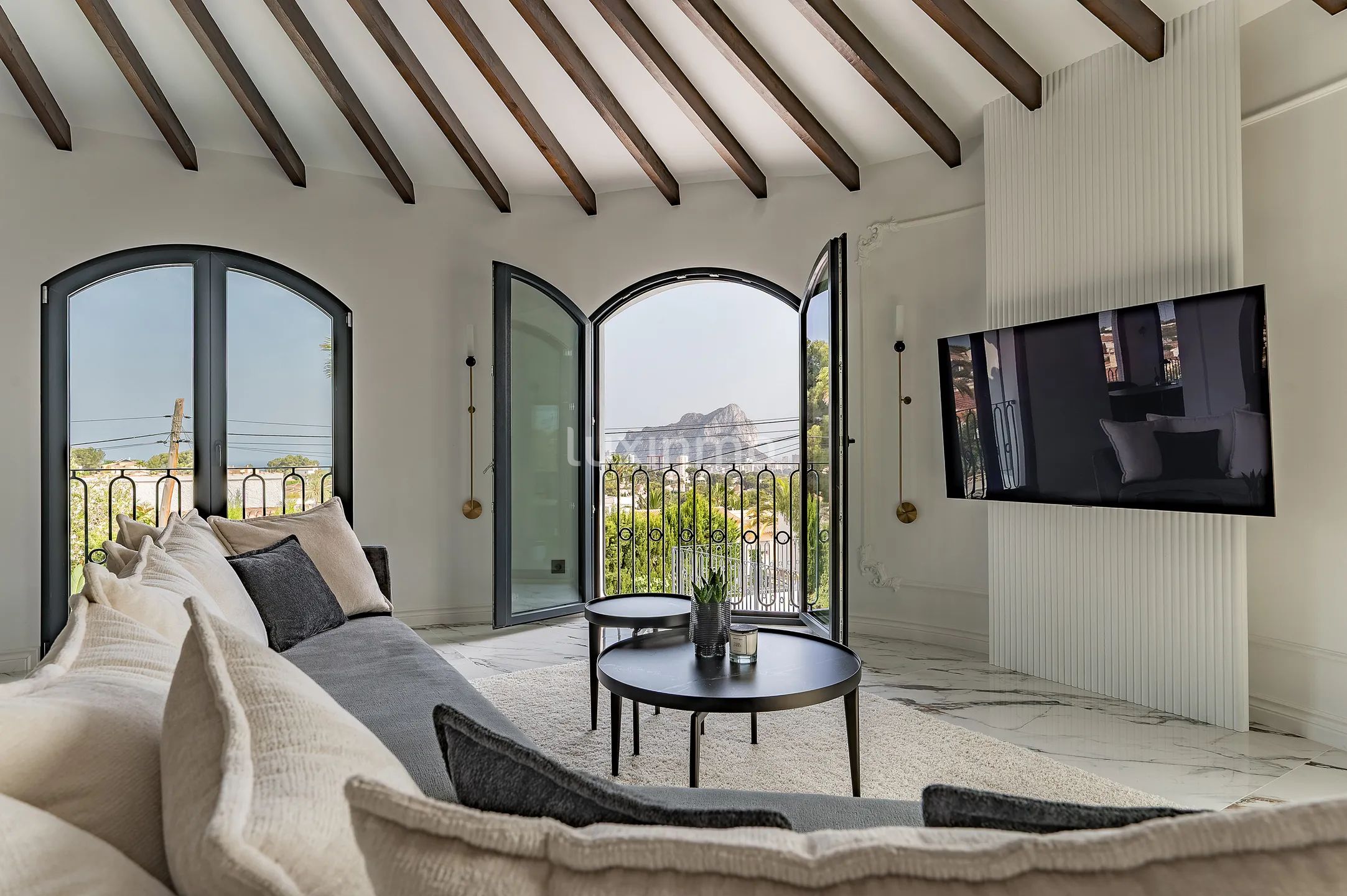 Impresionante chalet de 5 dormitorios con piscina privada y vistas a la montaña en Calpe — photo 29