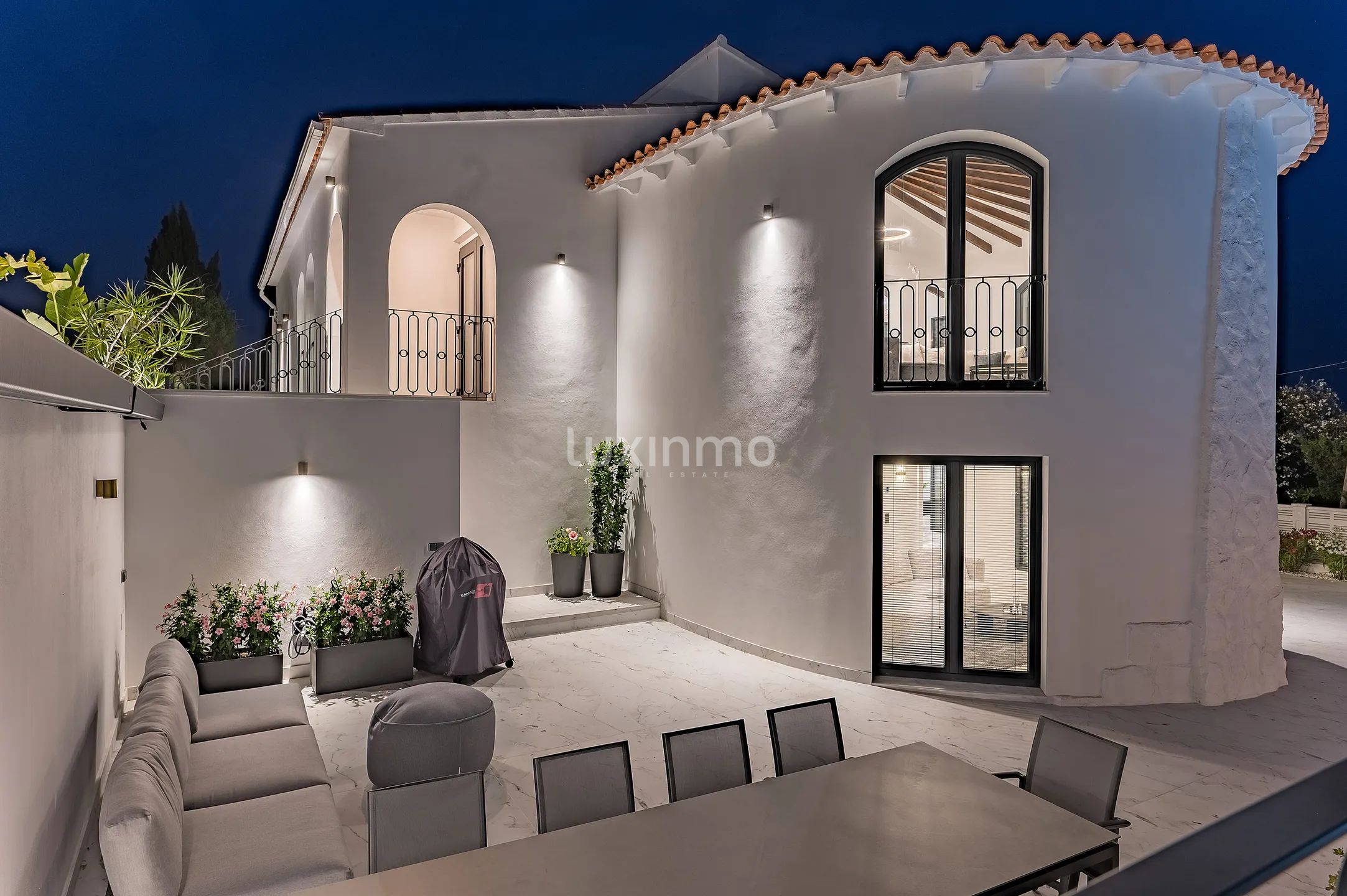 Impresionante chalet de 5 dormitorios con piscina privada y vistas a la montaña en Calpe — photo 23
