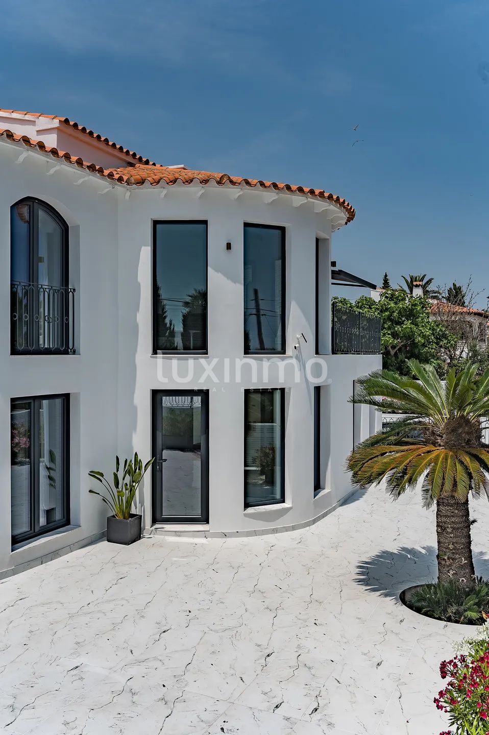 Impresionante chalet de 5 dormitorios con piscina privada y vistas a la montaña en Calpe — photo 44