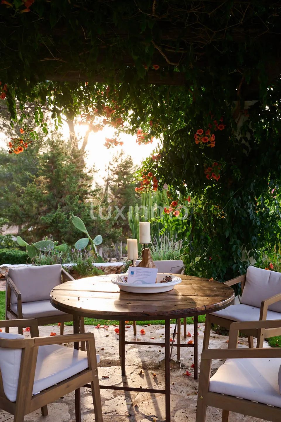 Bohemian Villa in a Tranquil Natural Setting — photo 24