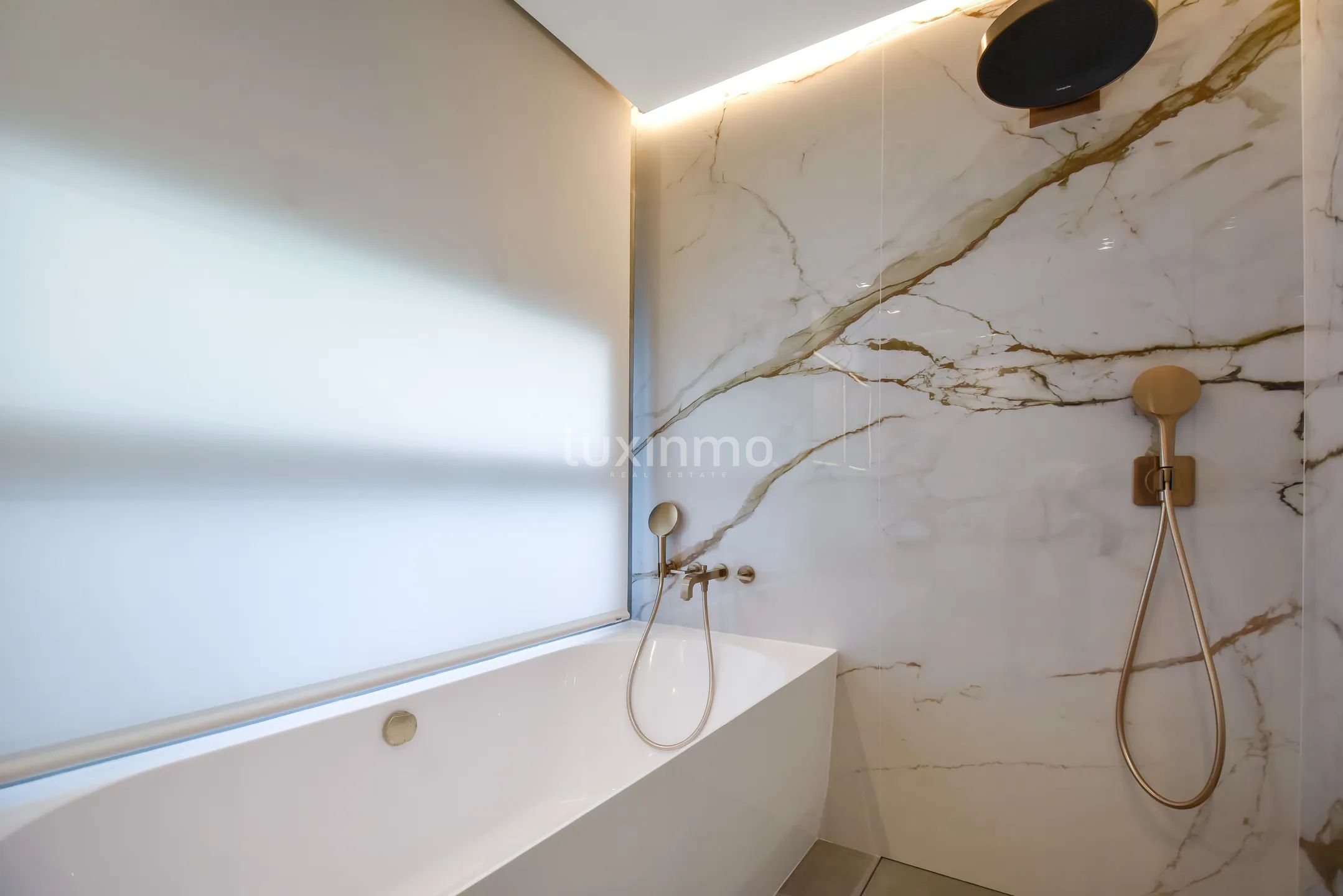 Newly refurbished luxury villa for rent with panoramic views towards Altea Hills — photo 21