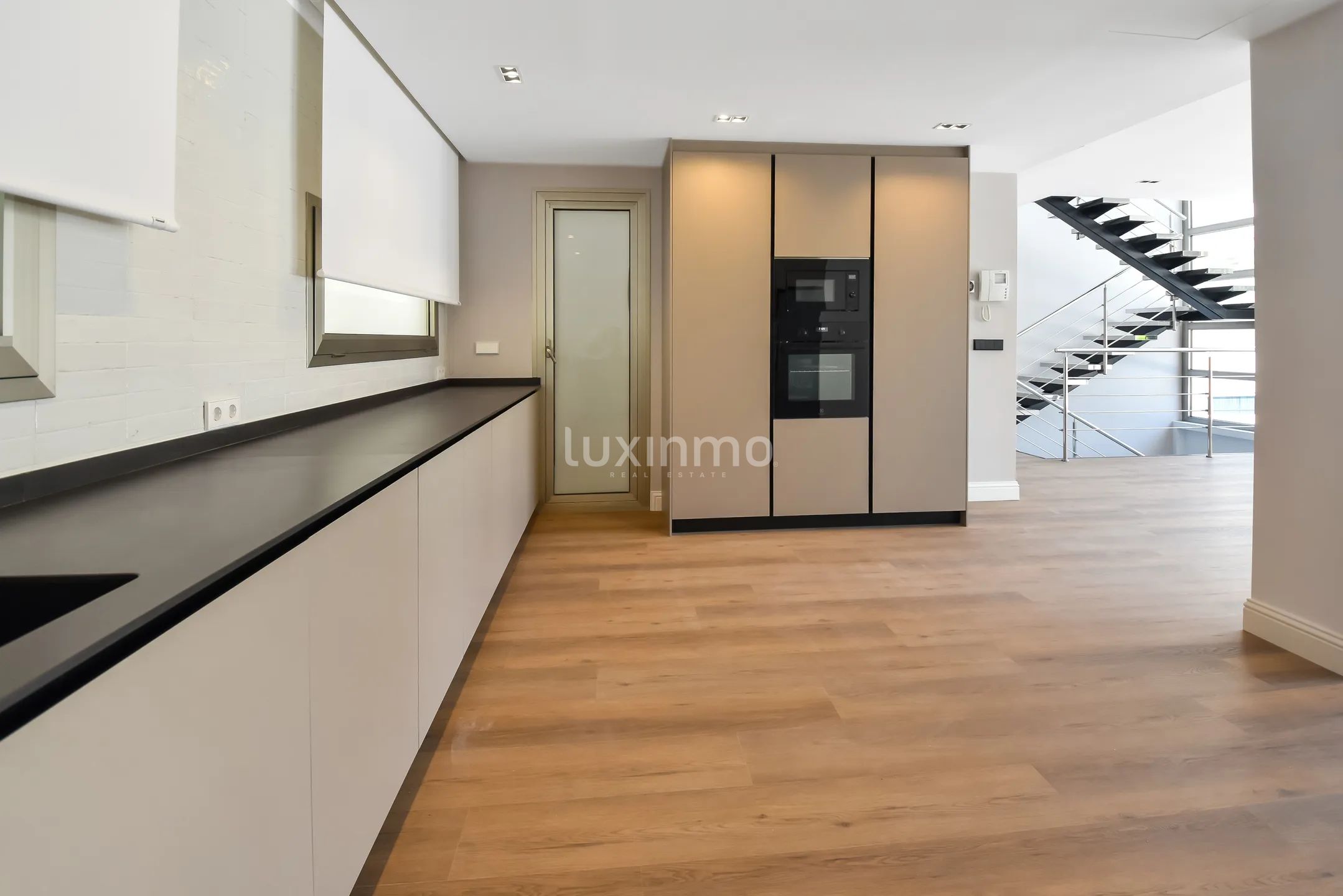 Newly refurbished luxury villa for rent with panoramic views towards Altea Hills — photo 7