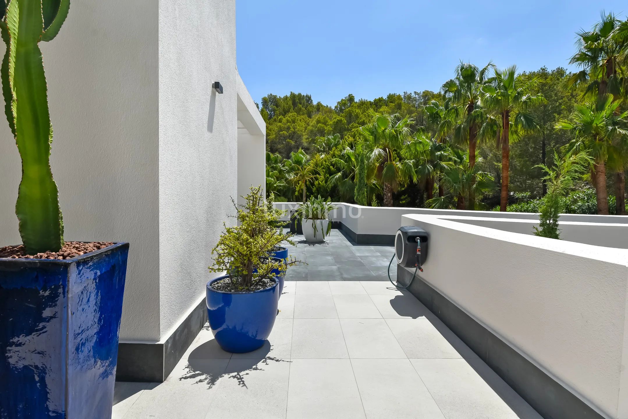 Newly refurbished luxury villa for rent with panoramic views towards Altea Hills — photo 41