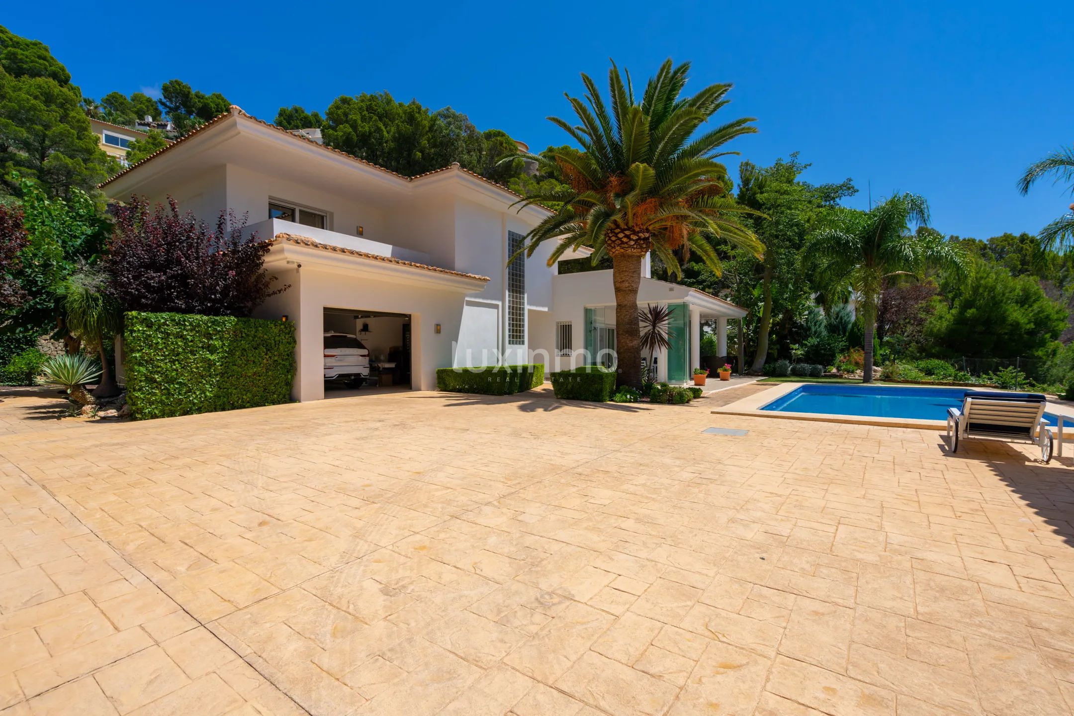 Modern villa with sea views and large plot of land — photo 7