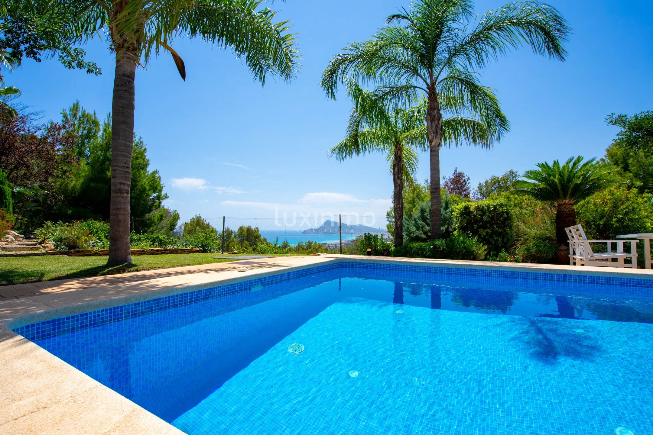 Villa moderne avec vue sur la mer et grand terrain — photo 55