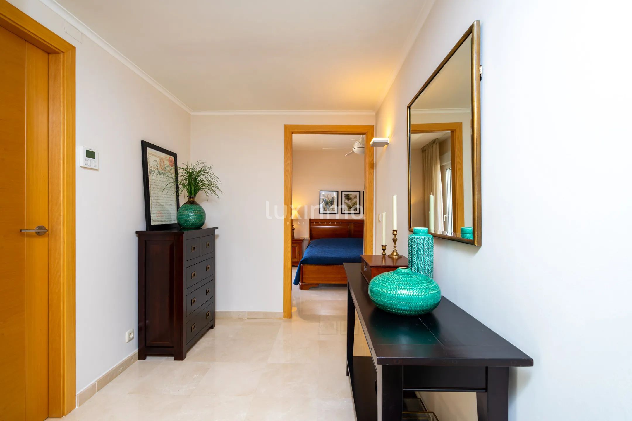 Villa moderne avec vue sur la mer et grand terrain — photo 30