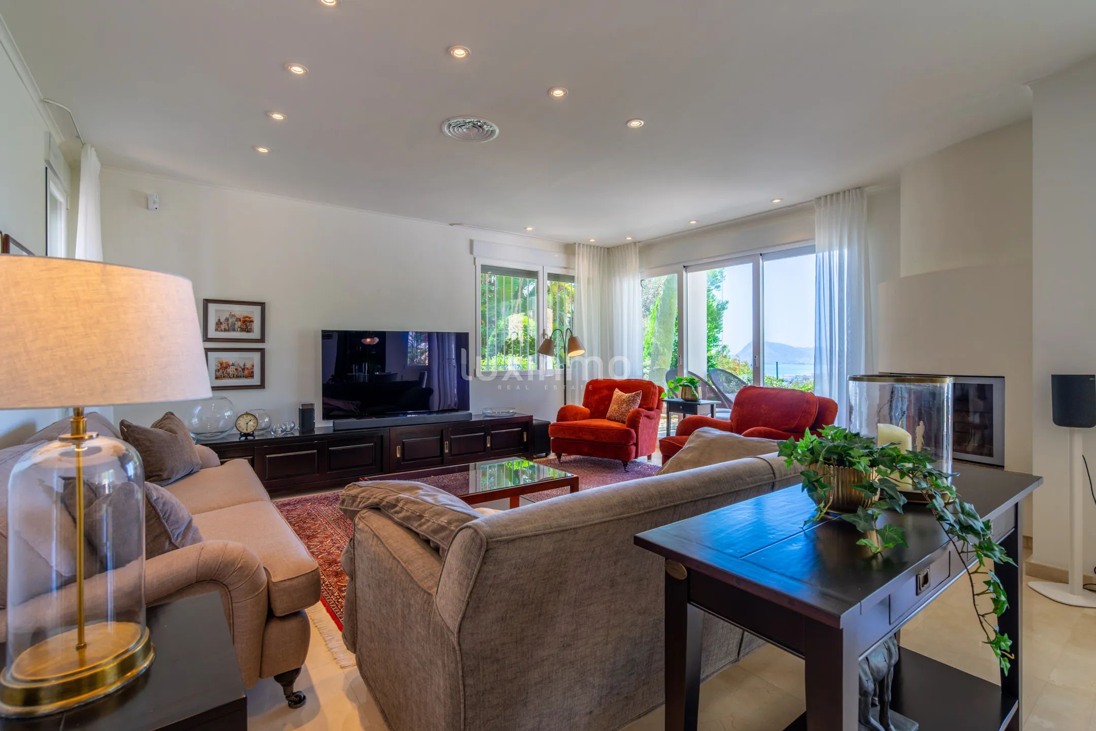 Villa moderne avec vue sur la mer et grand terrain — photo 13