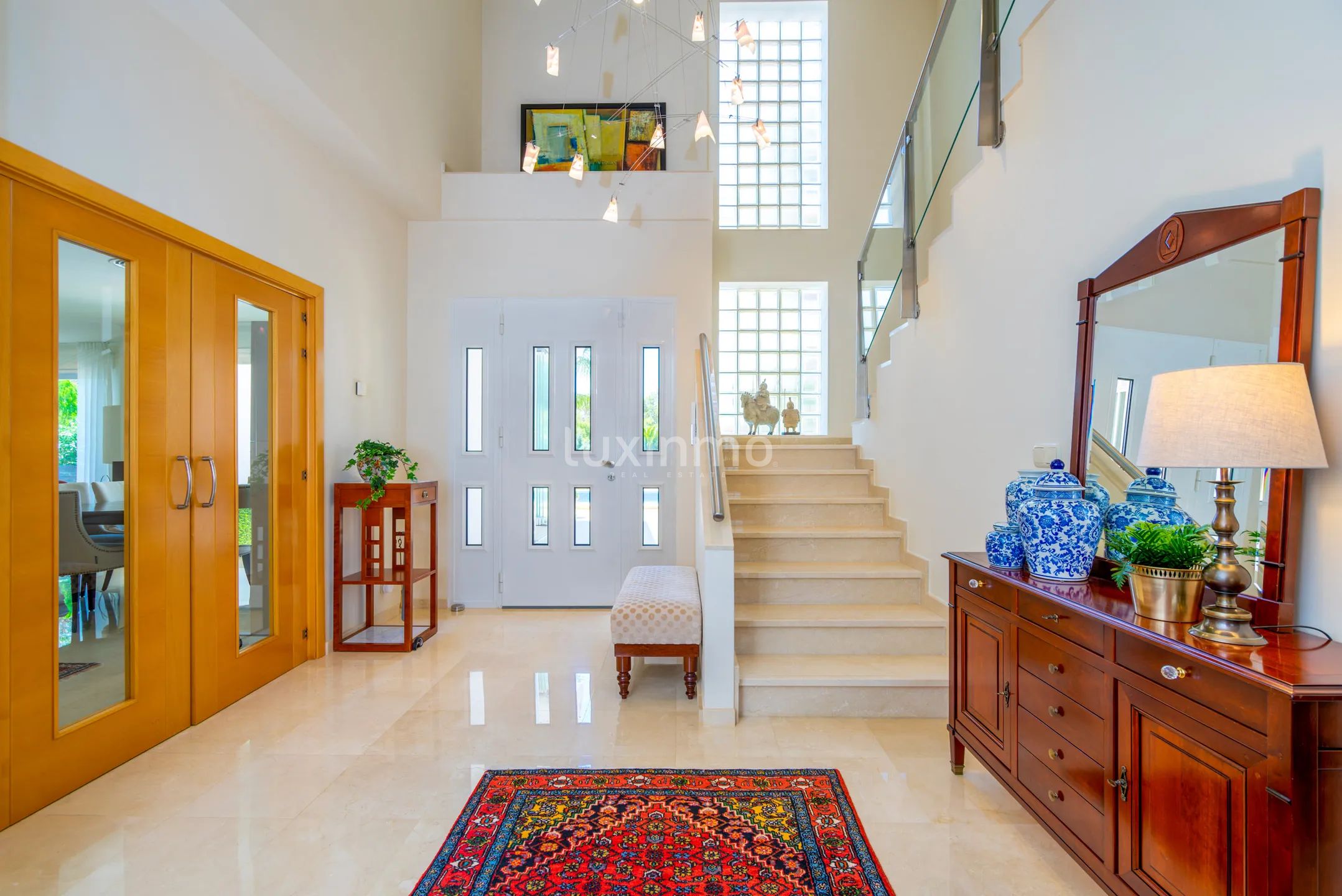 Villa moderne avec vue sur la mer et grand terrain — photo 8