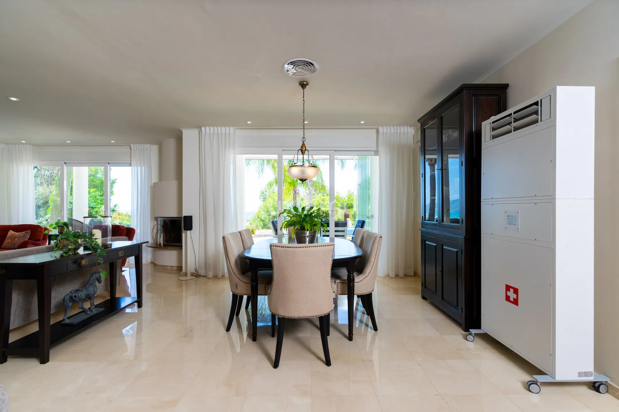 Villa moderne avec vue sur la mer et grand terrain — photo 18