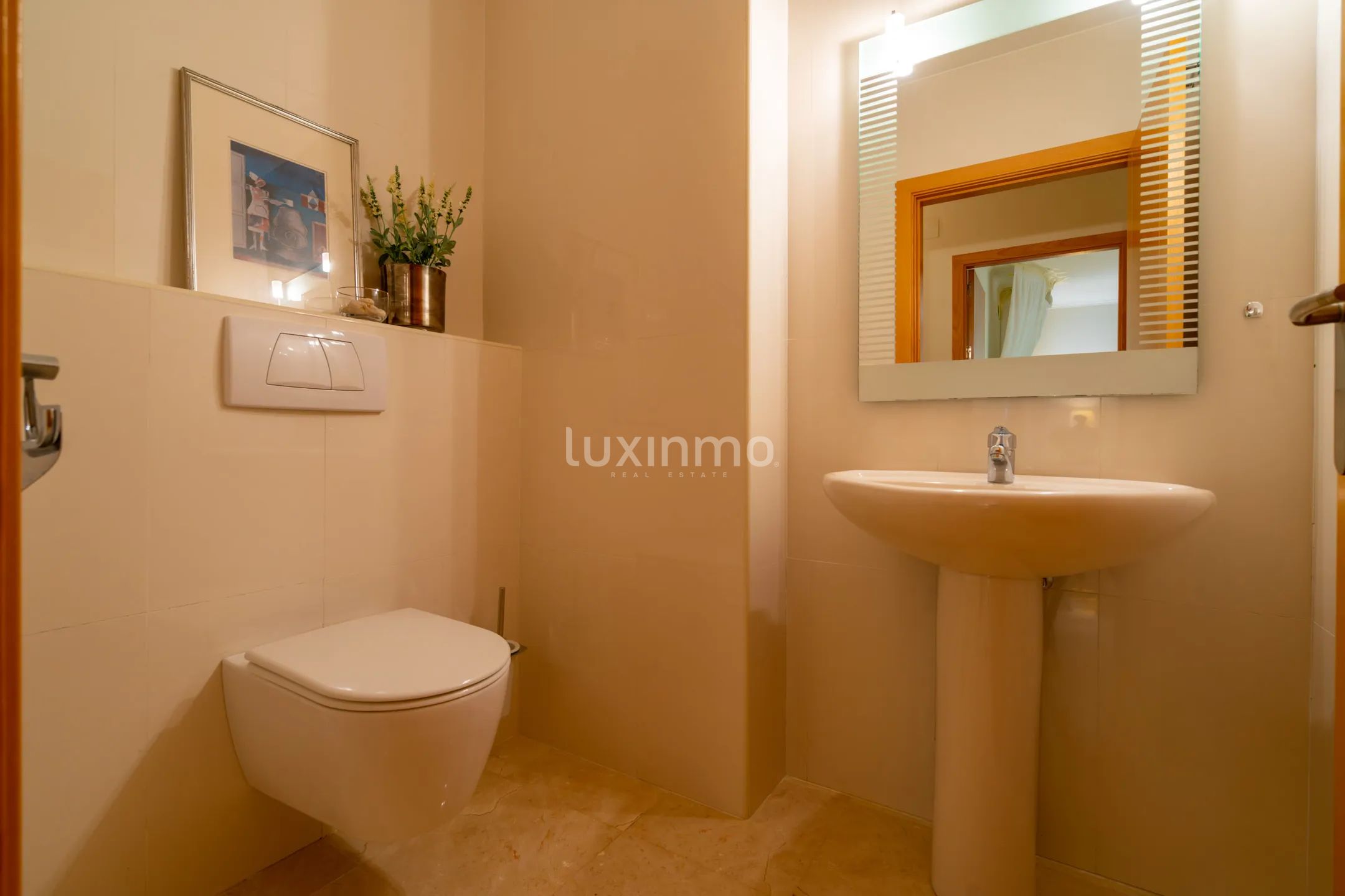 Villa moderne avec vue sur la mer et grand terrain — photo 22