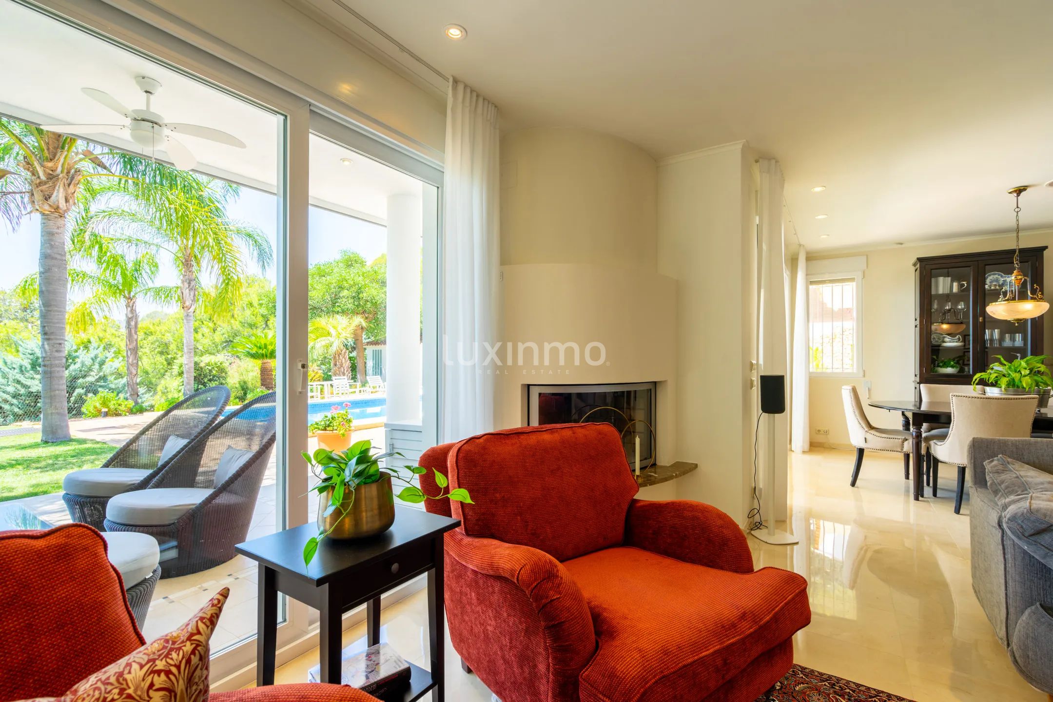 Villa moderne avec vue sur la mer et grand terrain — photo 15