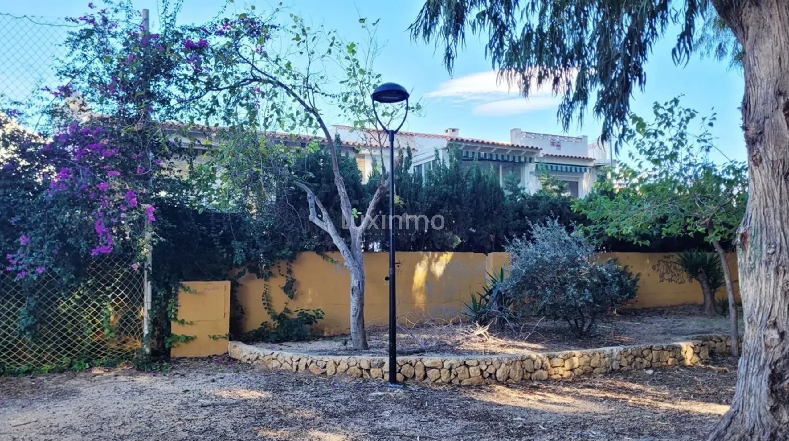 Tomannsbolig til rehabilitering til salgs i Albir — photo 21