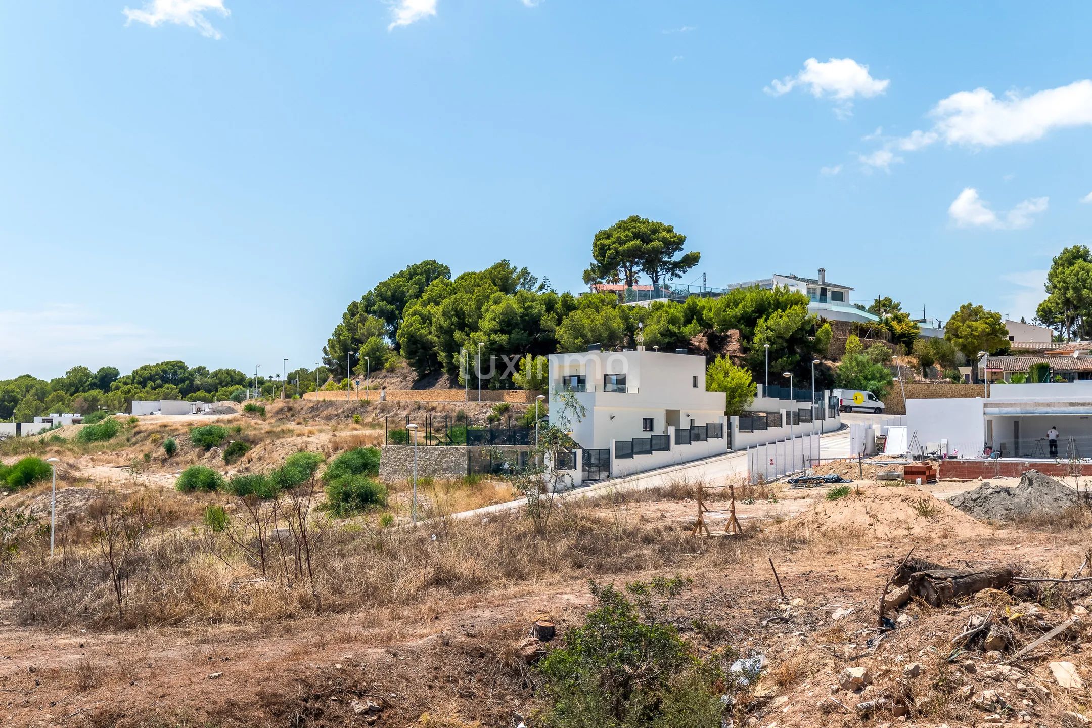 Modern villa with mountain views and private swimming pool in Alfaz del PI — photo 32