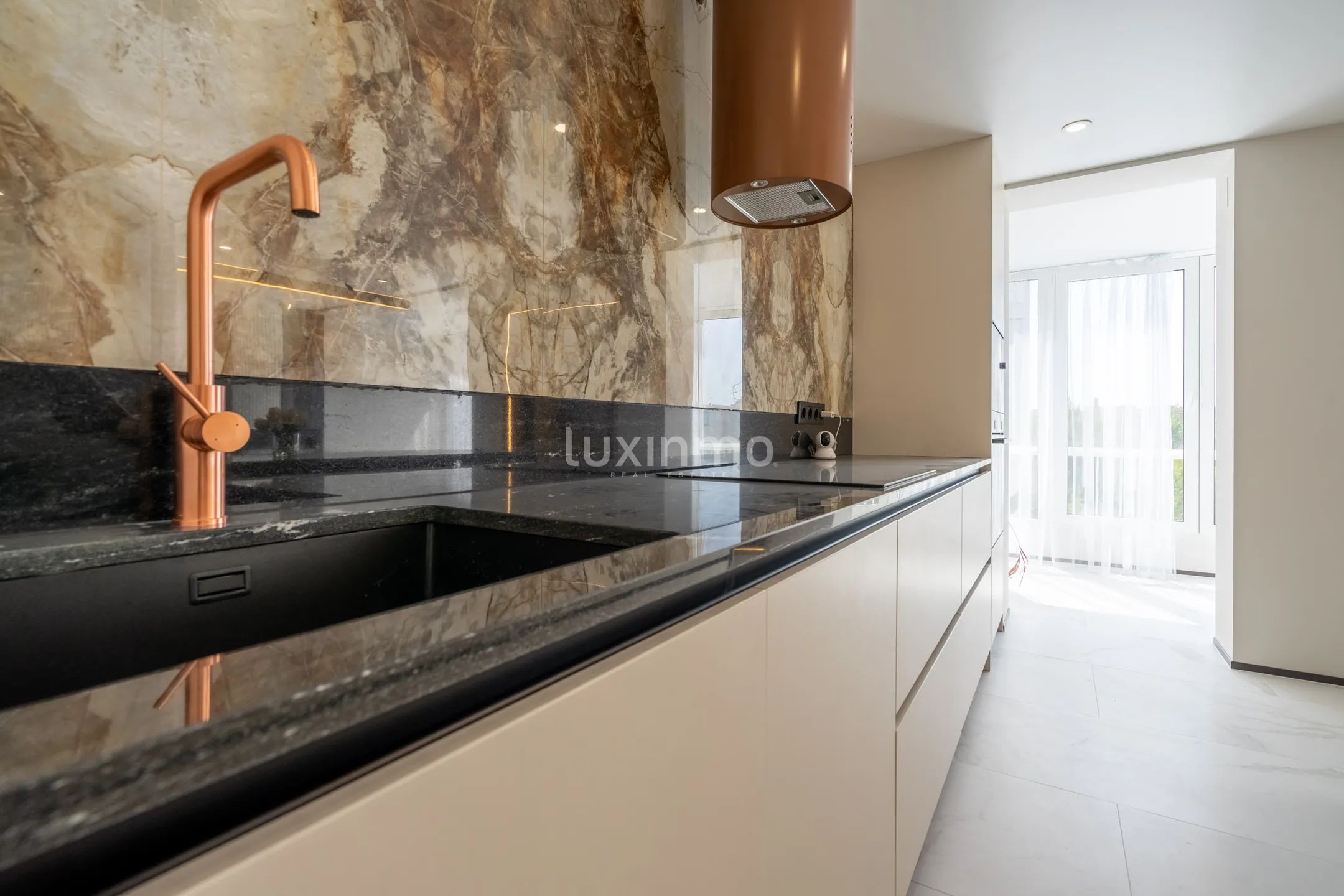 Stunning 3-Bedroom Apartment with Sea Views in La Albufereta, Alicante — photo 25