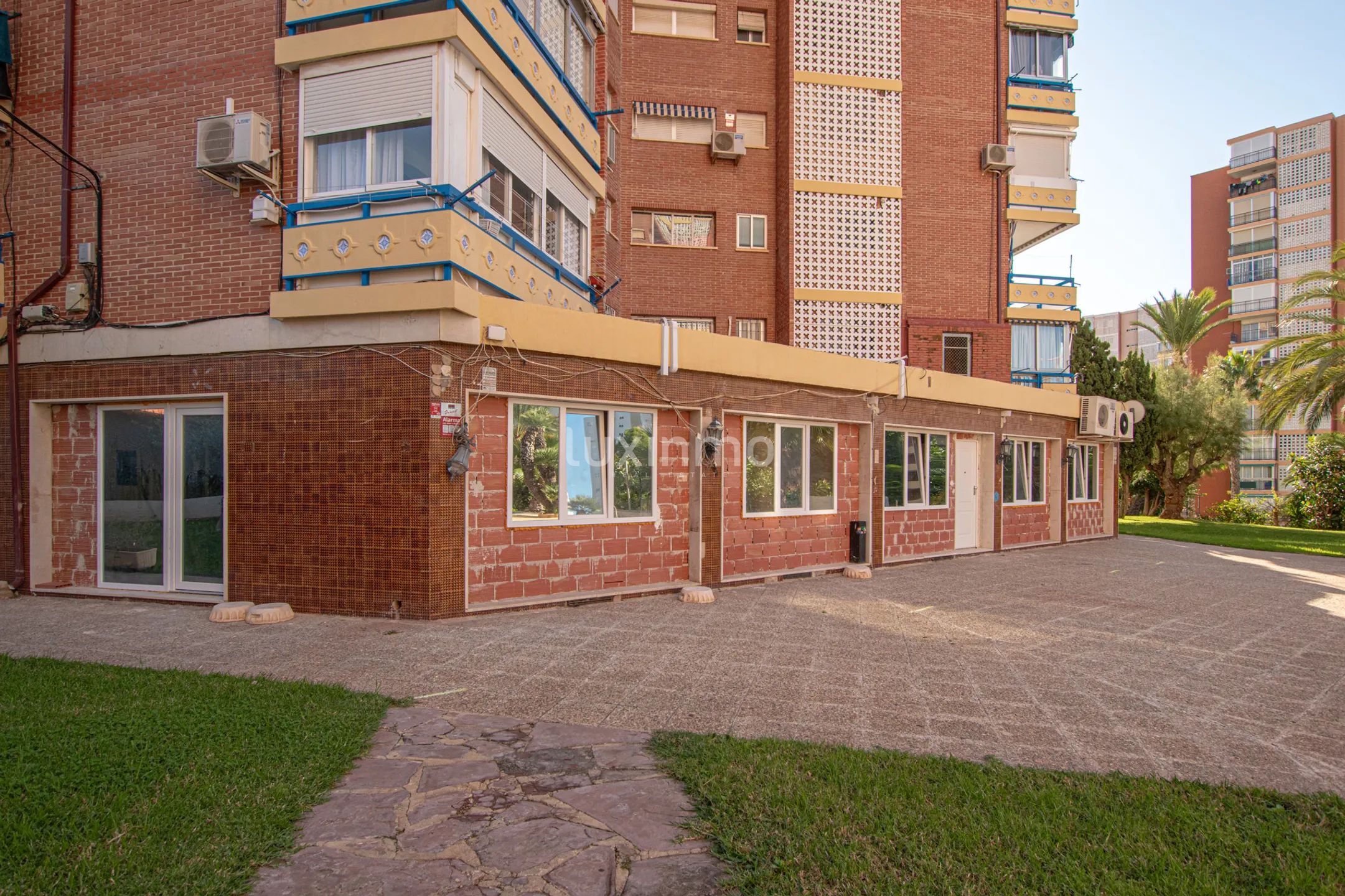 Całkowicie odnowione mieszkanie na sprzedaż w Benidorm — photo 1