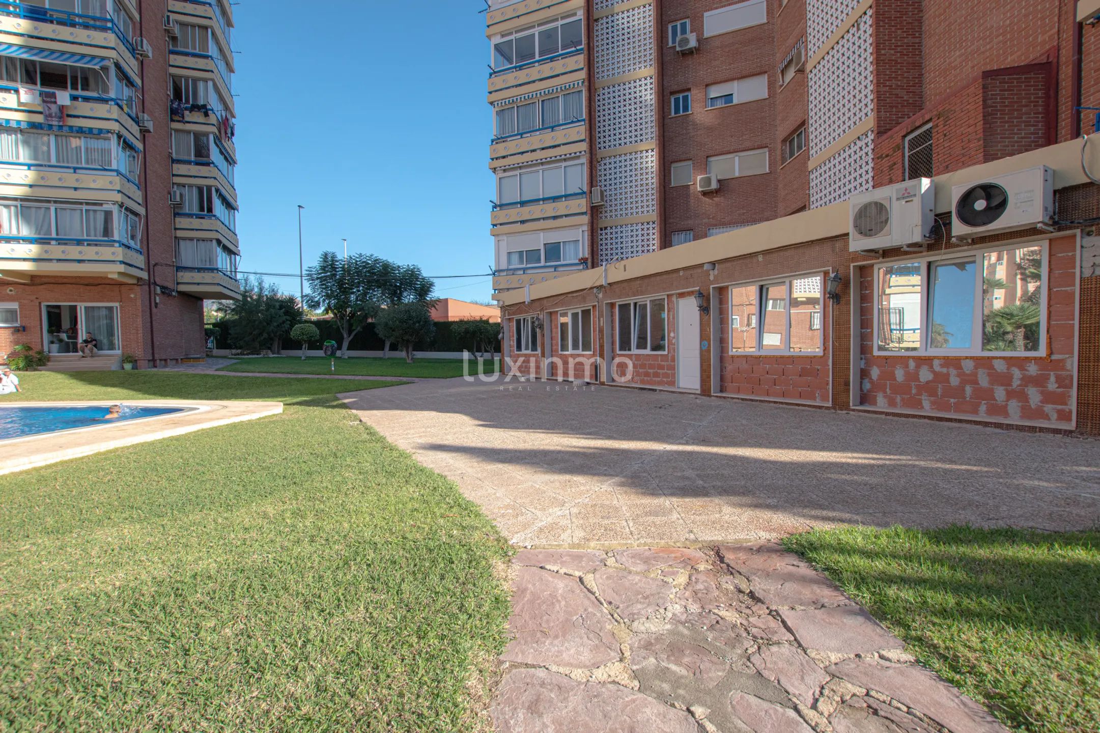 Całkowicie odnowione mieszkanie na sprzedaż w Benidorm — photo 2