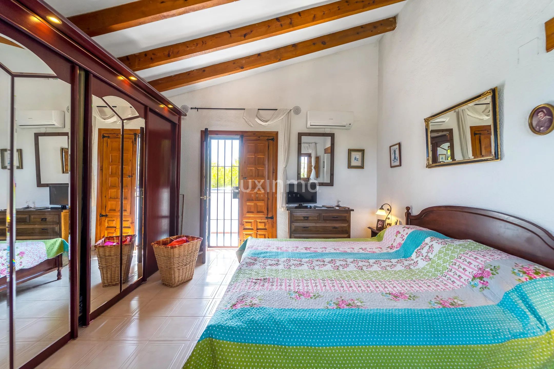 Impresionante villa con vistas al mar y a la montaña — photo 21