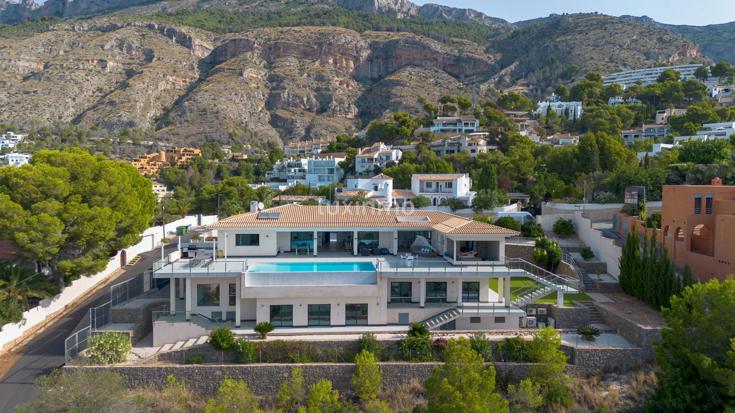 Luxury Mediterranean-Style Detached House with Panoramic Views in Altea la Vella