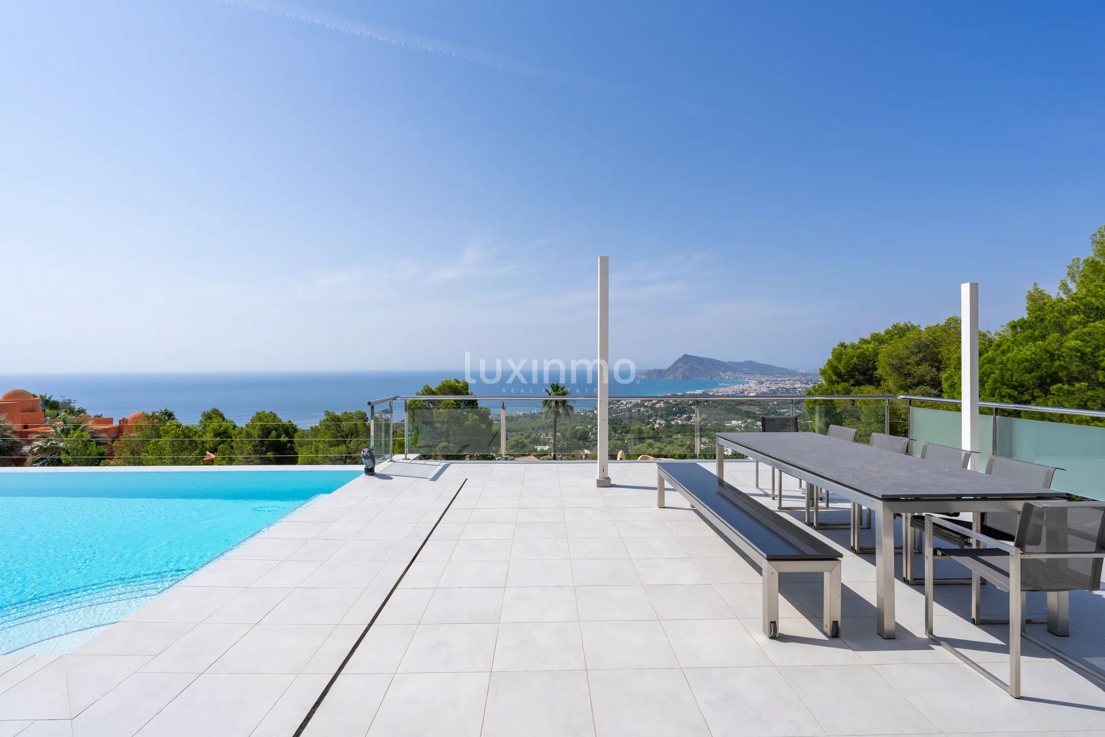 Maison individuelle de luxe de style méditerranéen avec vue panoramique à Altea la Vella — photo 40