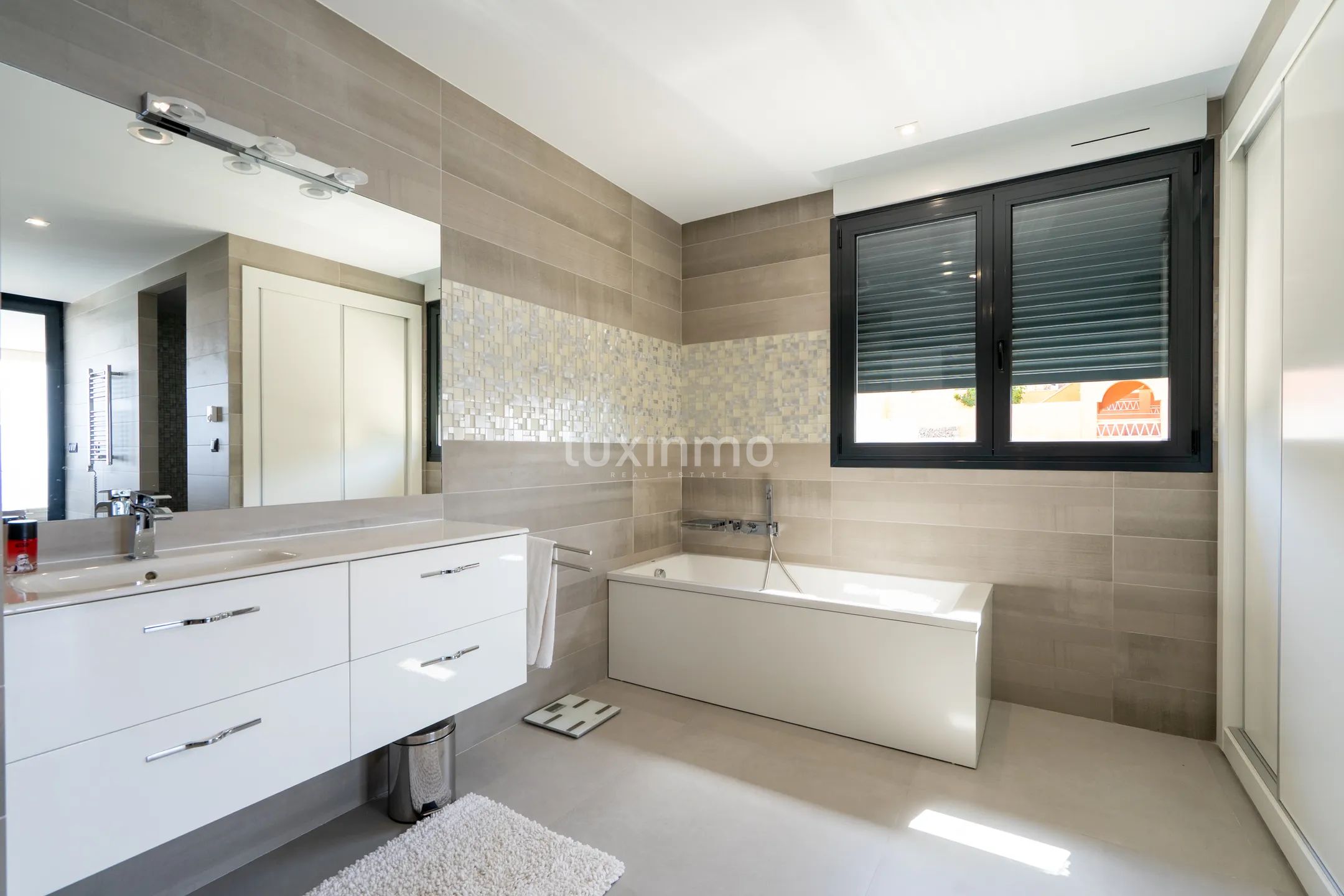 Maison individuelle de luxe de style méditerranéen avec vue panoramique à Altea la Vella — photo 27