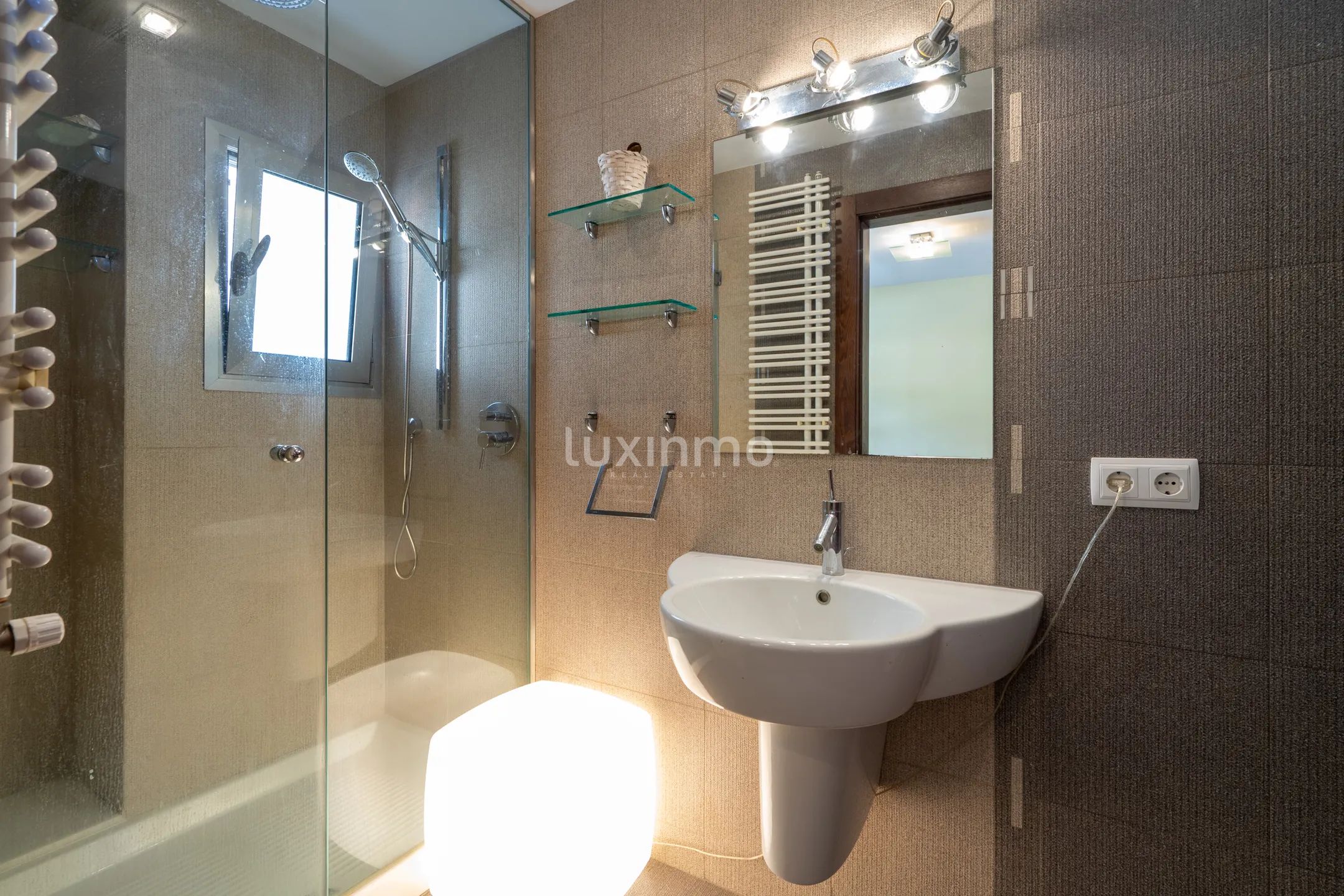 Charming 3-Bedroom Terraced House 1 line in La Fustera, Benissa — photo 19