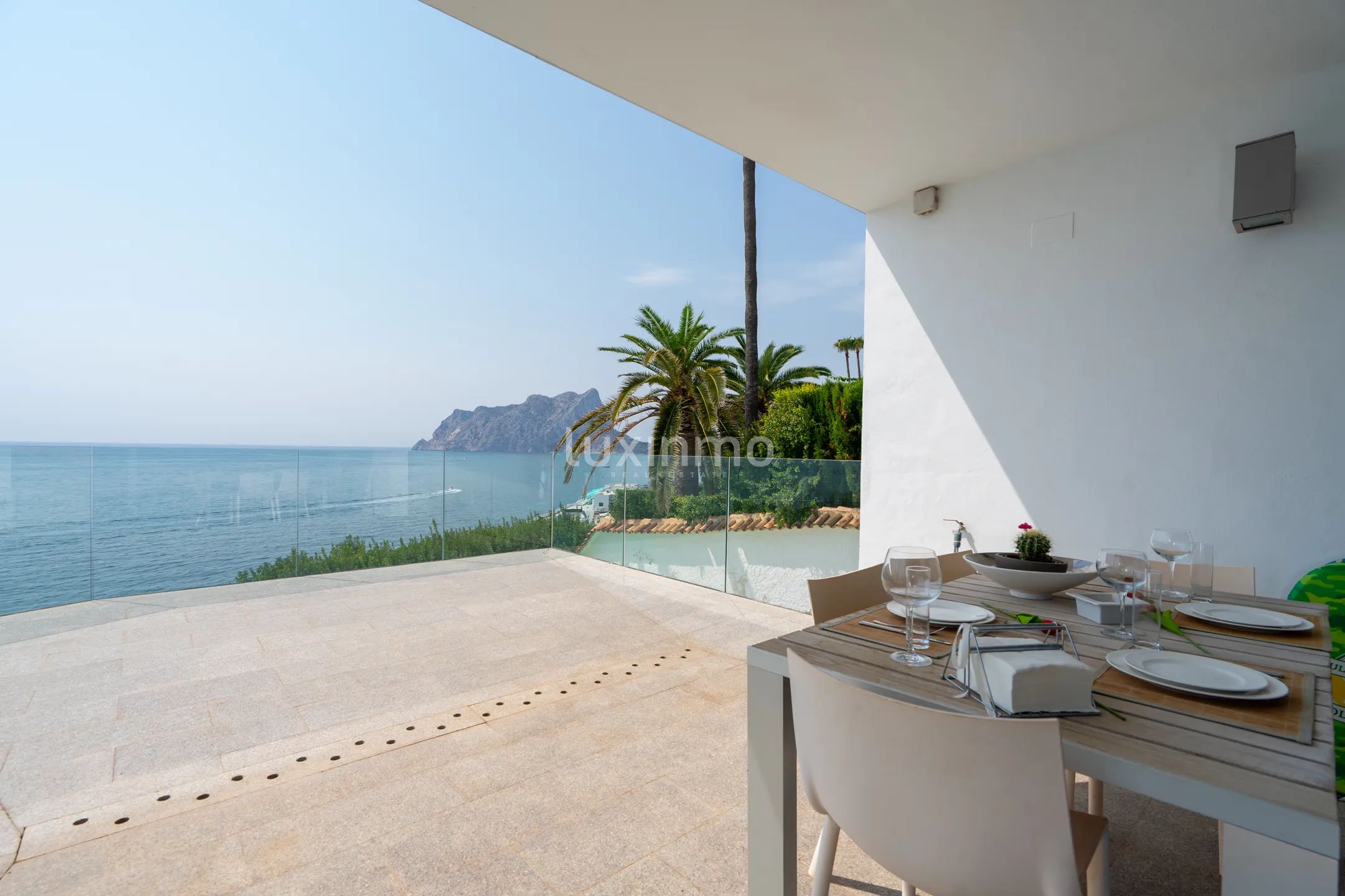 Charming 3-Bedroom Terraced House 1 line in La Fustera, Benissa — photo 10