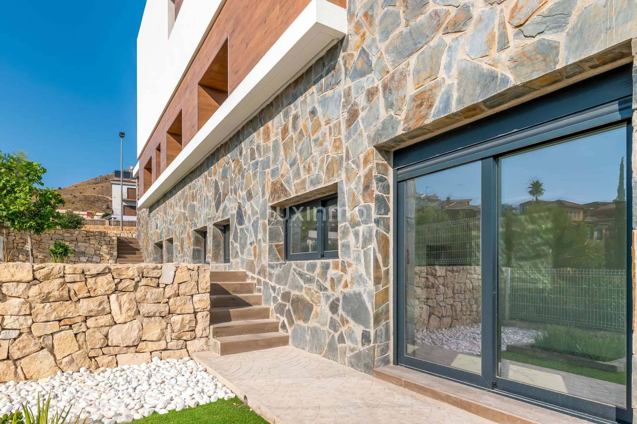 Brand new modern villa — photo 36