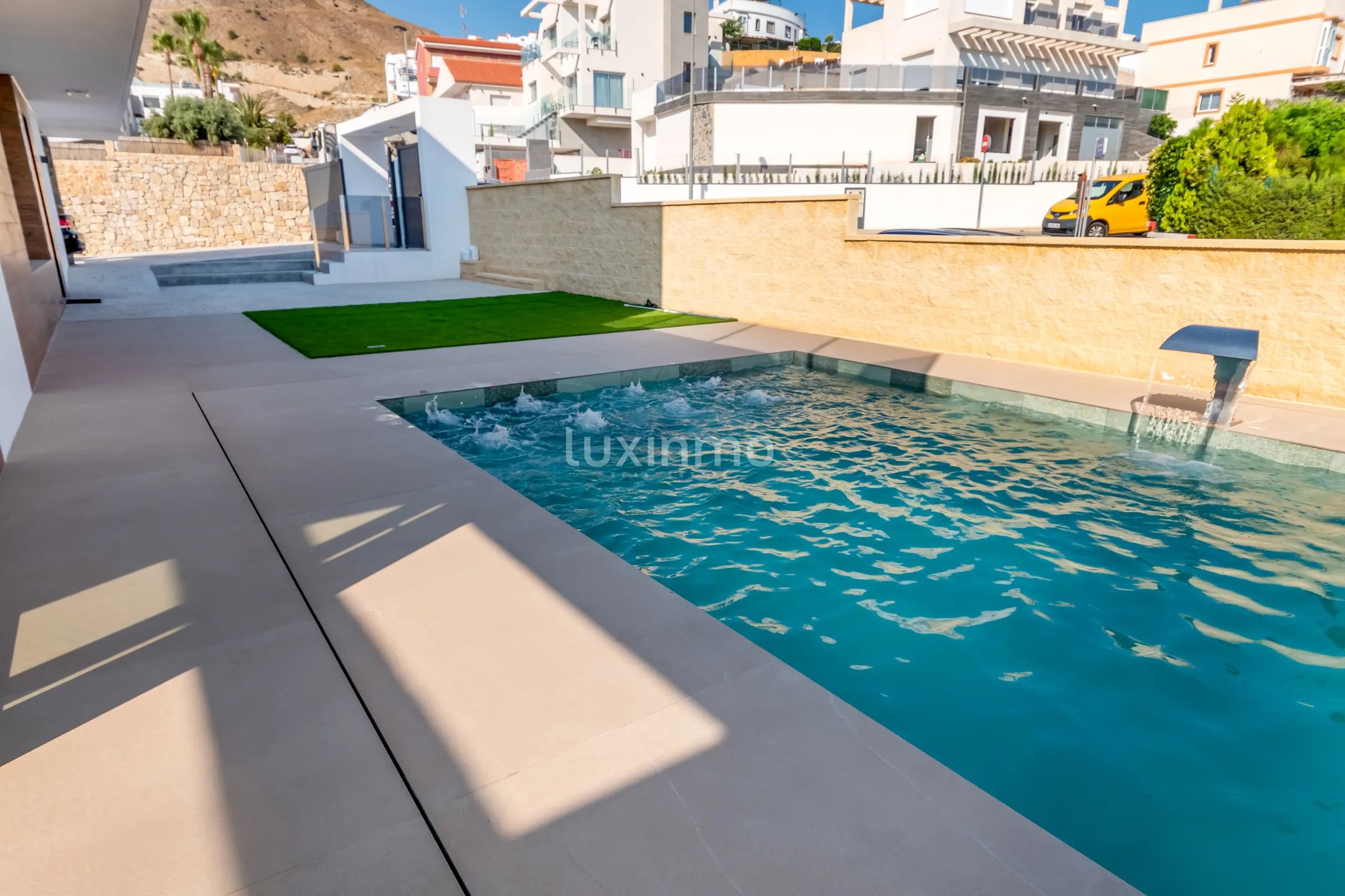 Brand new modern villa — photo 30