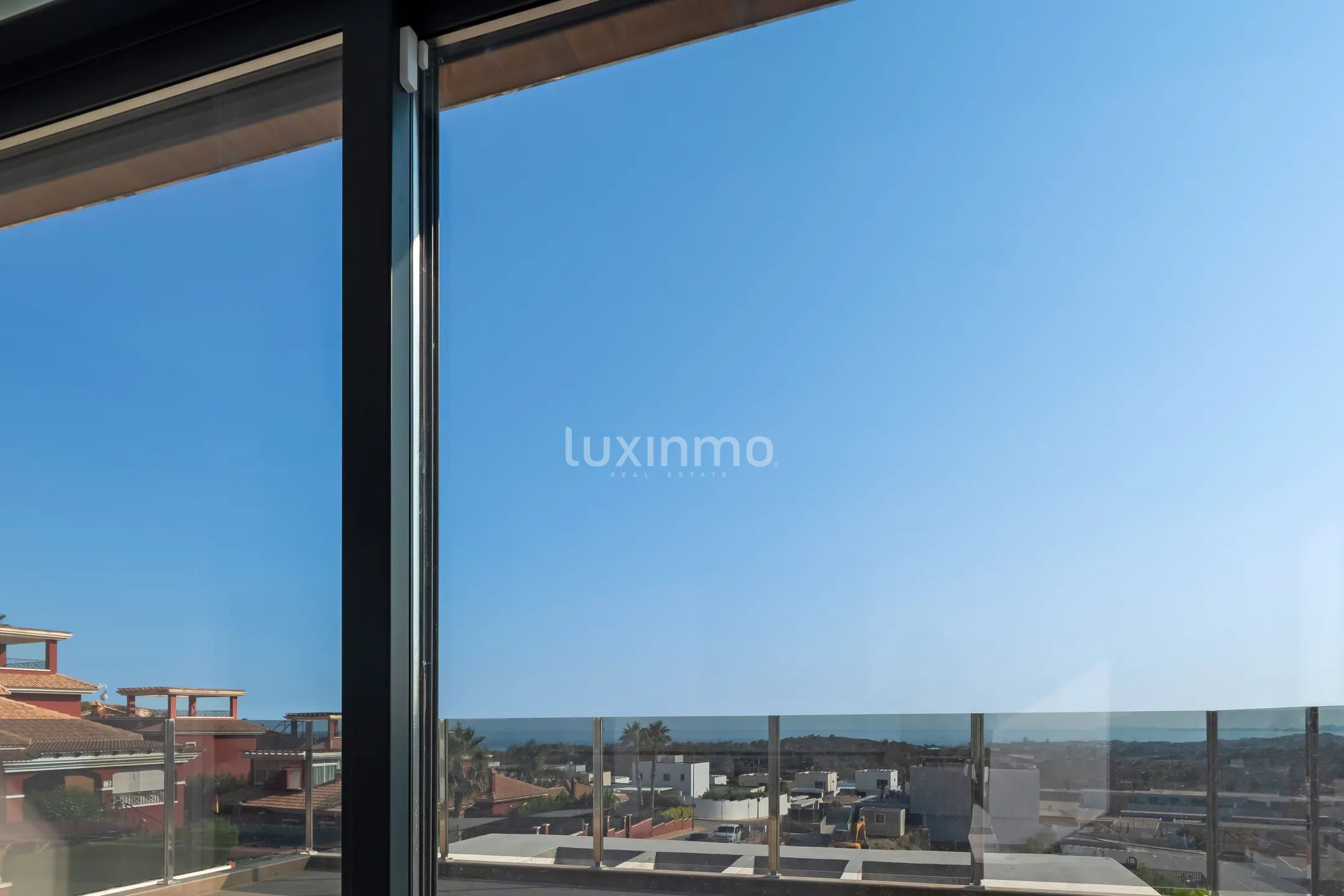 Brand new modern villa — photo 13