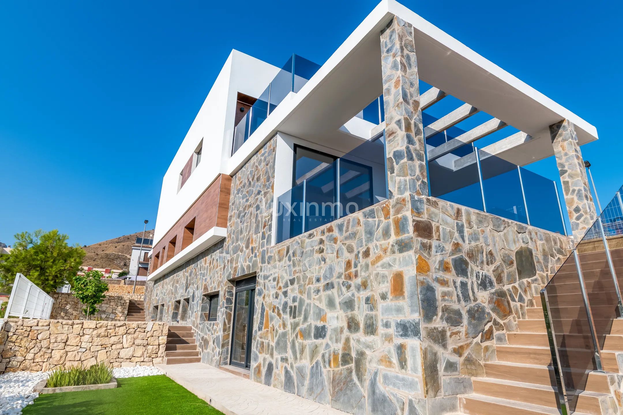 Brand new modern villa — photo 38