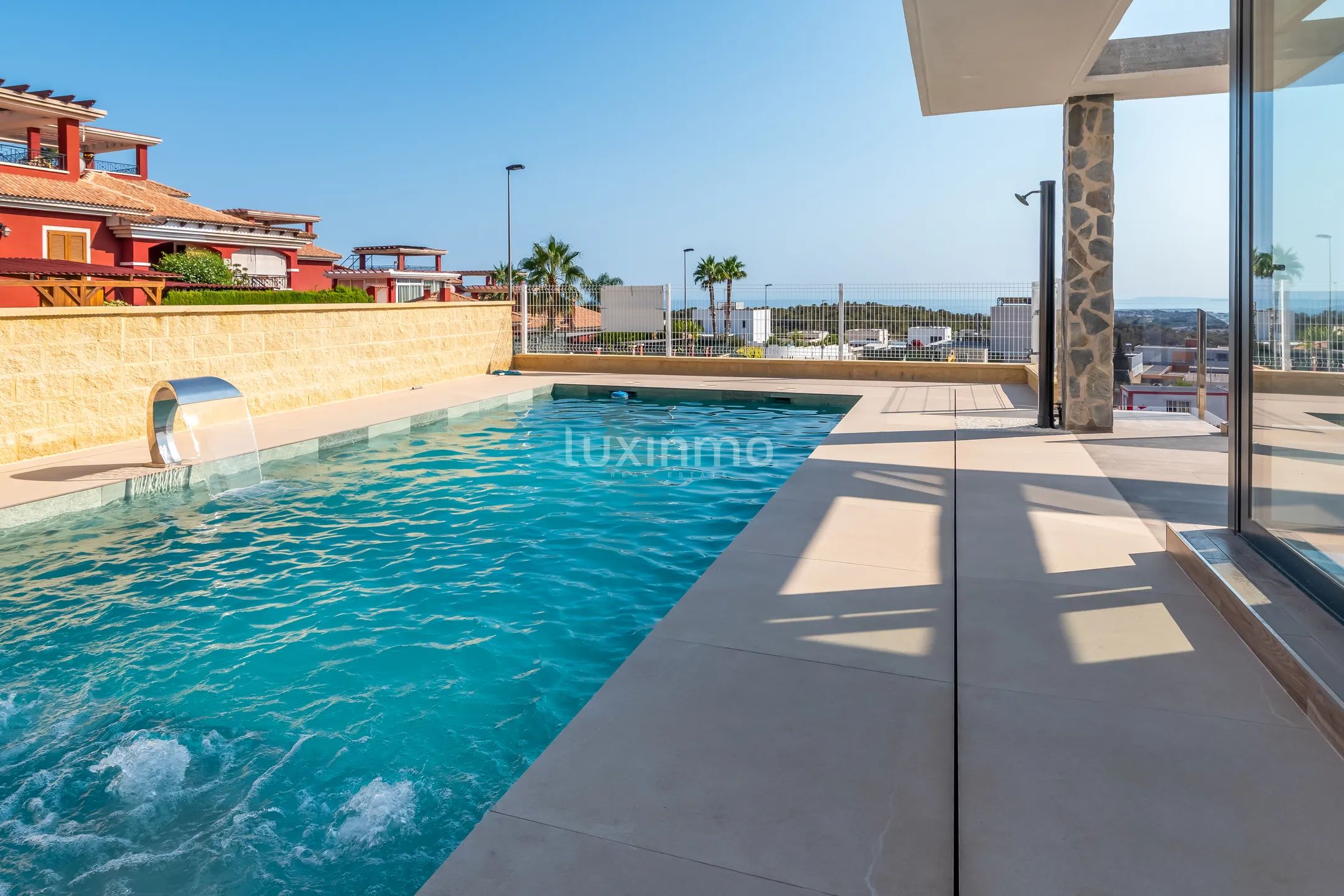 Brand new modern villa — photo 31