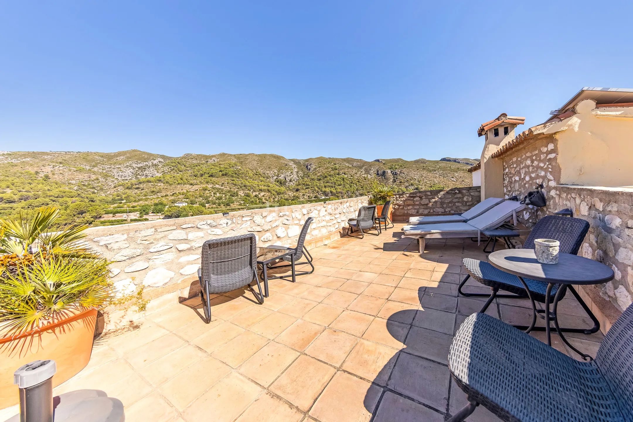 Fantastic Mediterranean style house and B&B in Beniali for sale — photo 40