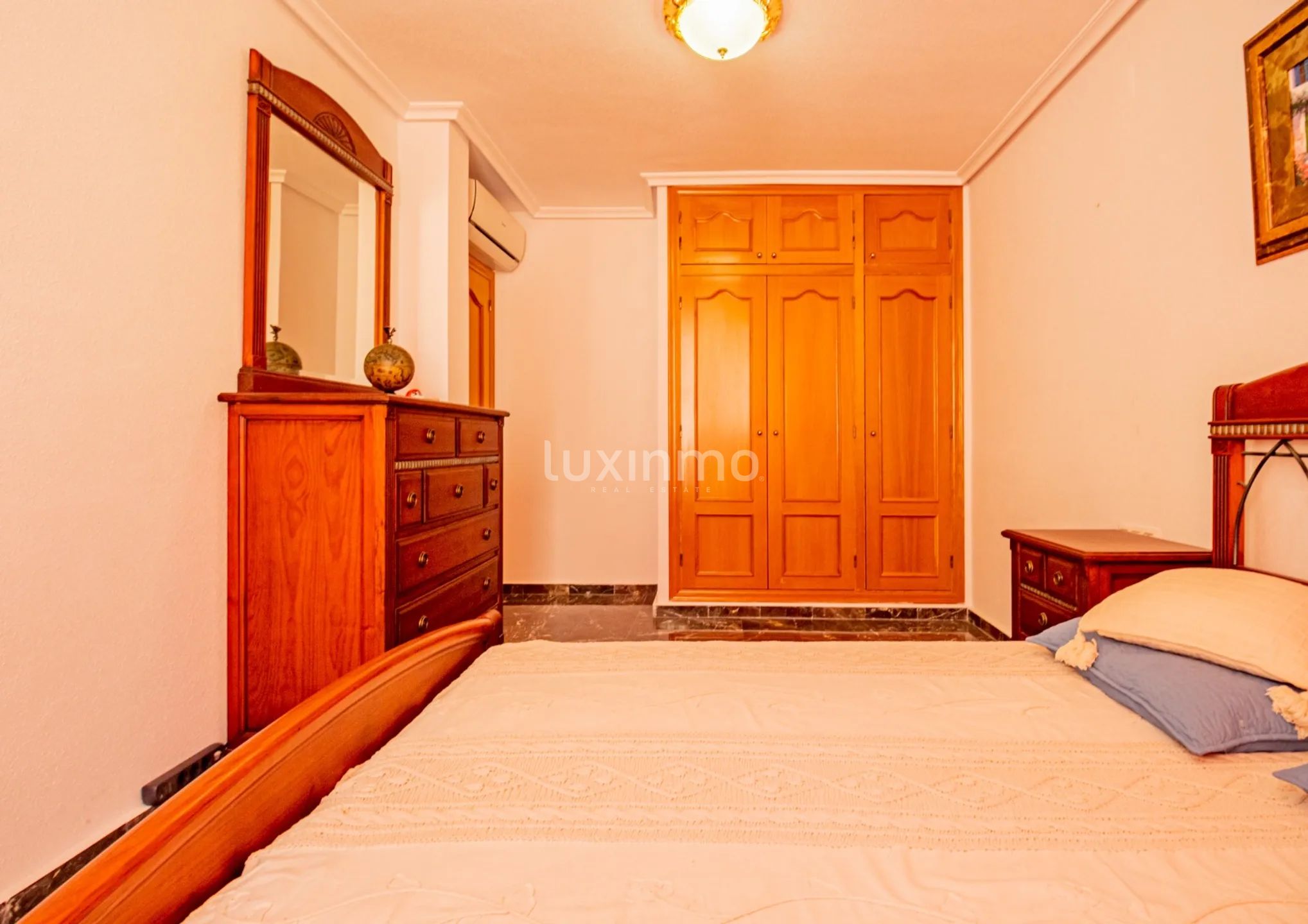 Urocza willa z 4 sypialniami w stylu śródziemnomorskim w El Albir z prywatnym basenem i widokiem na góry — photo 10