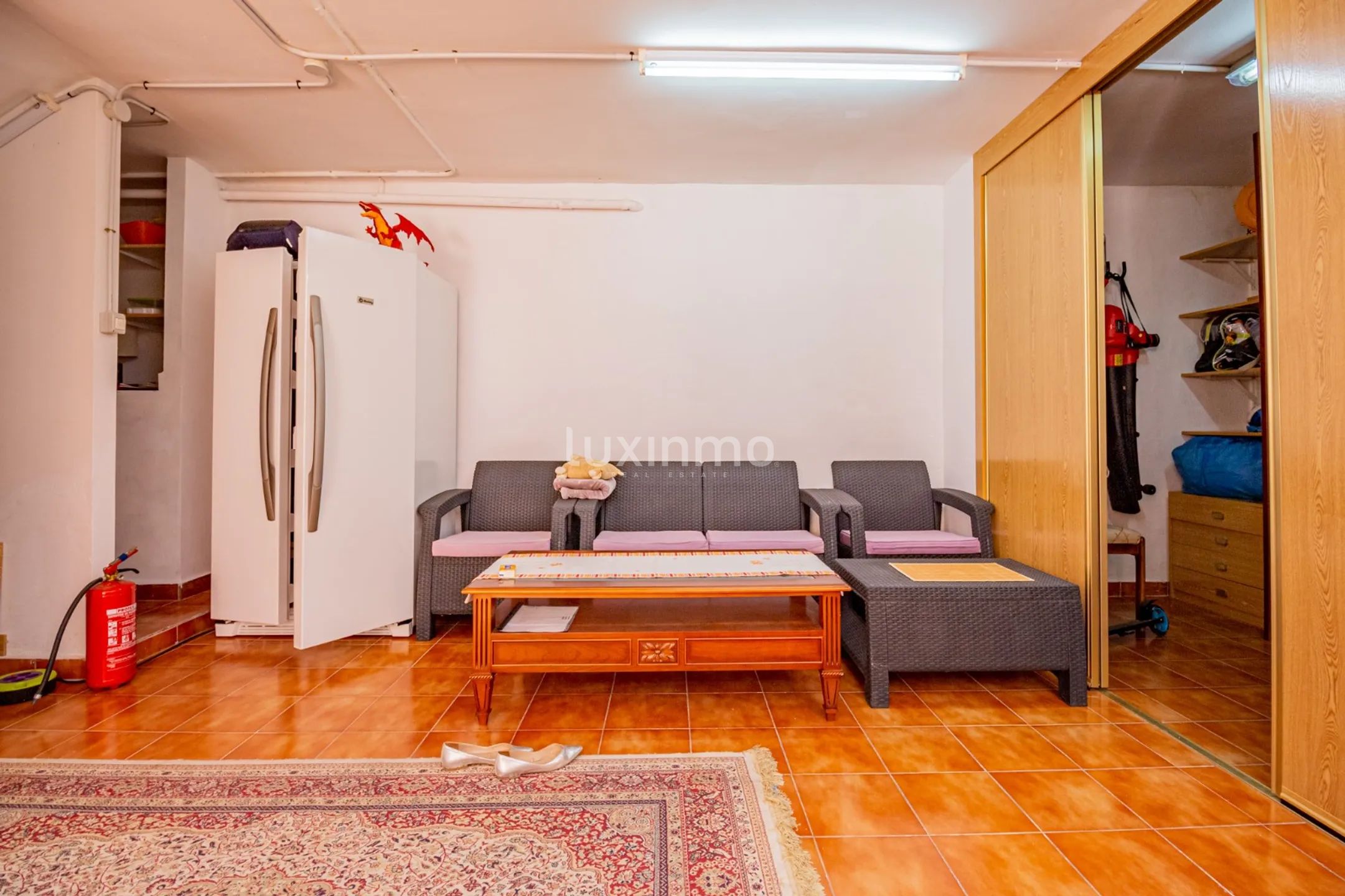 Charming Mediterranean-Style 4-Bedroom Villa in El Albir with Private Pool and Mountain Views — photo 20