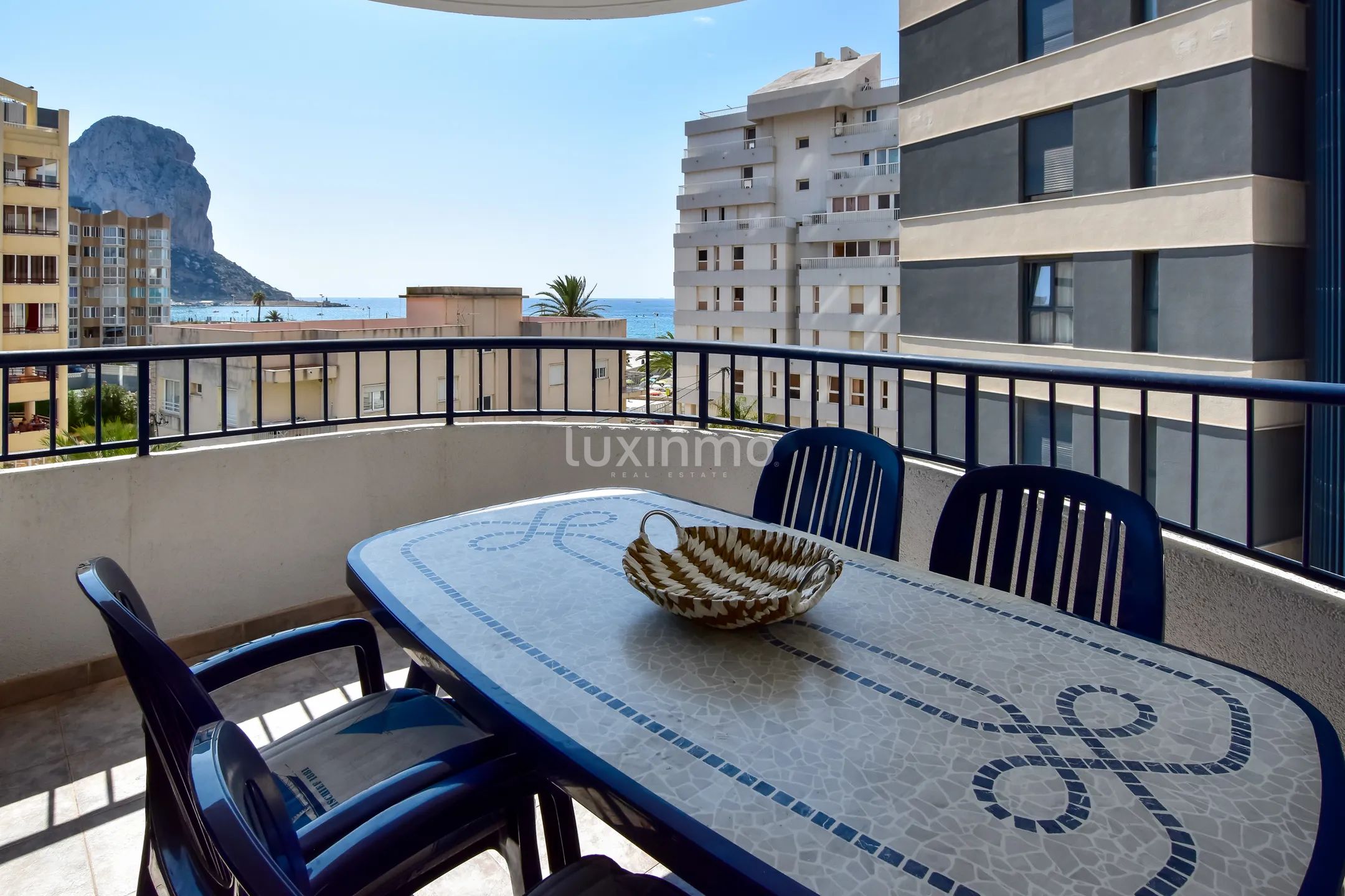 Appartement met uitzicht op zee en de bergen in Playa Arenal-Bol, Calpe