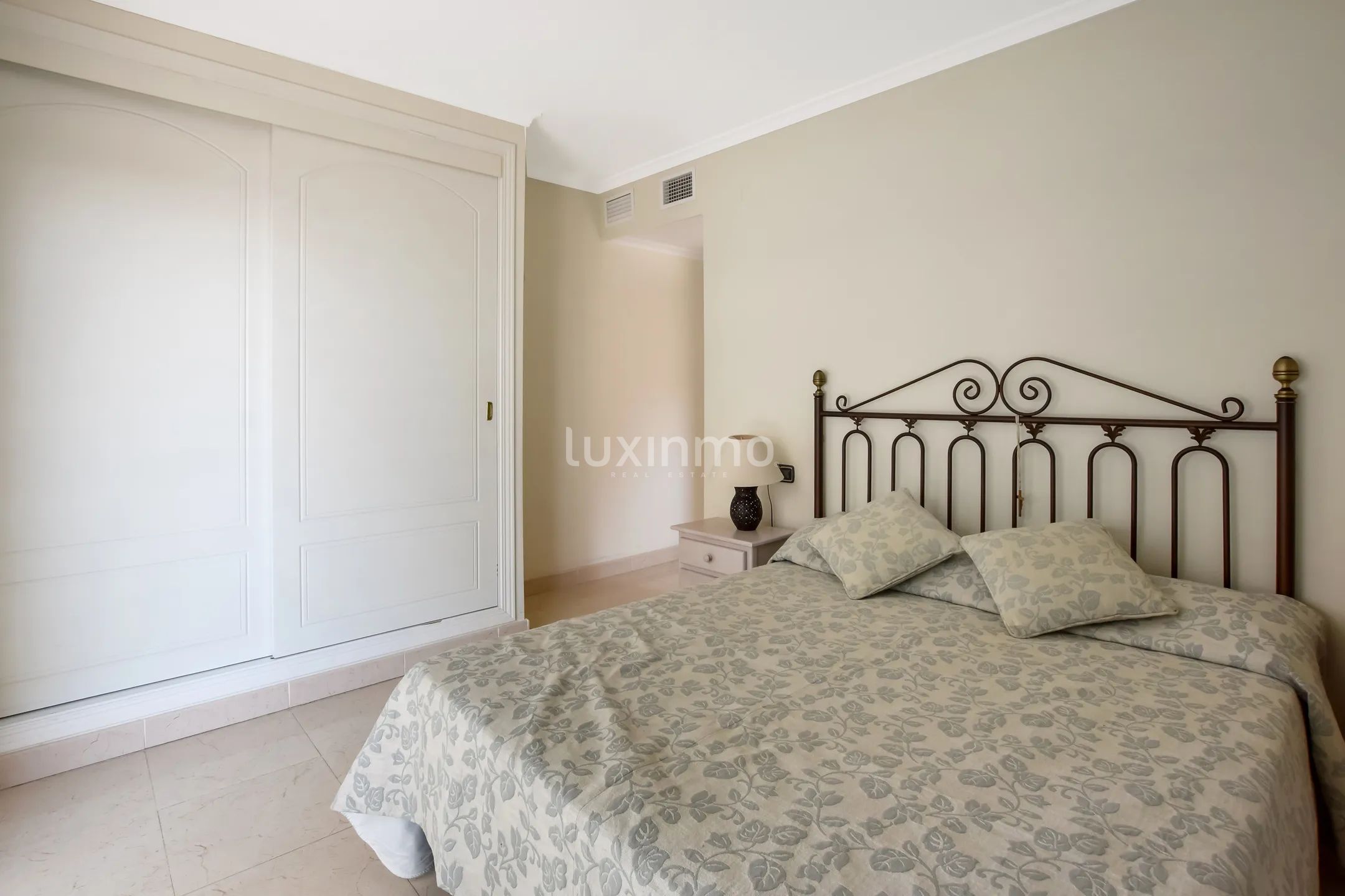 Wohnung mit Meer- und Bergblick in Playa Arenal-Bol, Calpe — photo 9