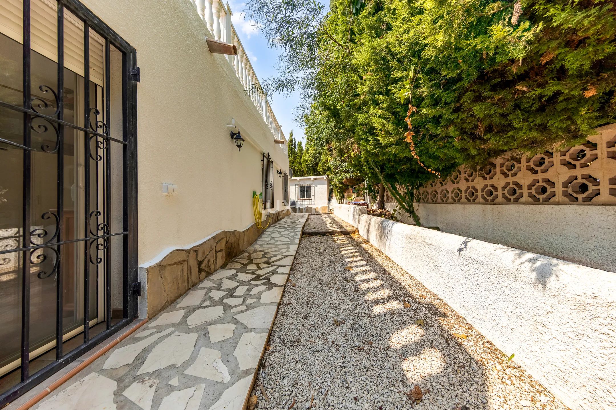 Sørvendt villa til salgs i Moraira — photo 13