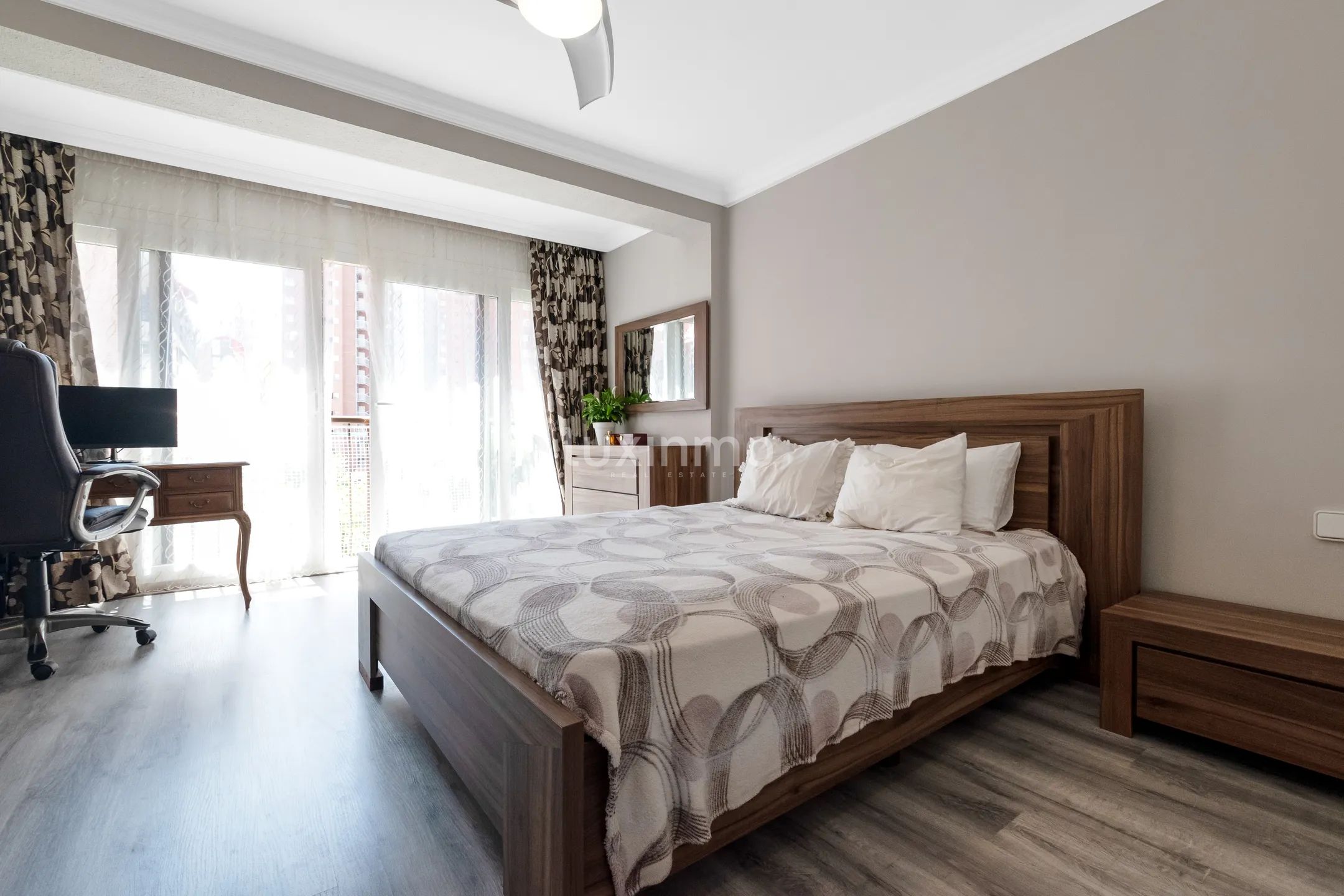 Fantastisk ombygd moderne duplex til salgs i Playa de Levante, Benidorm — photo 20